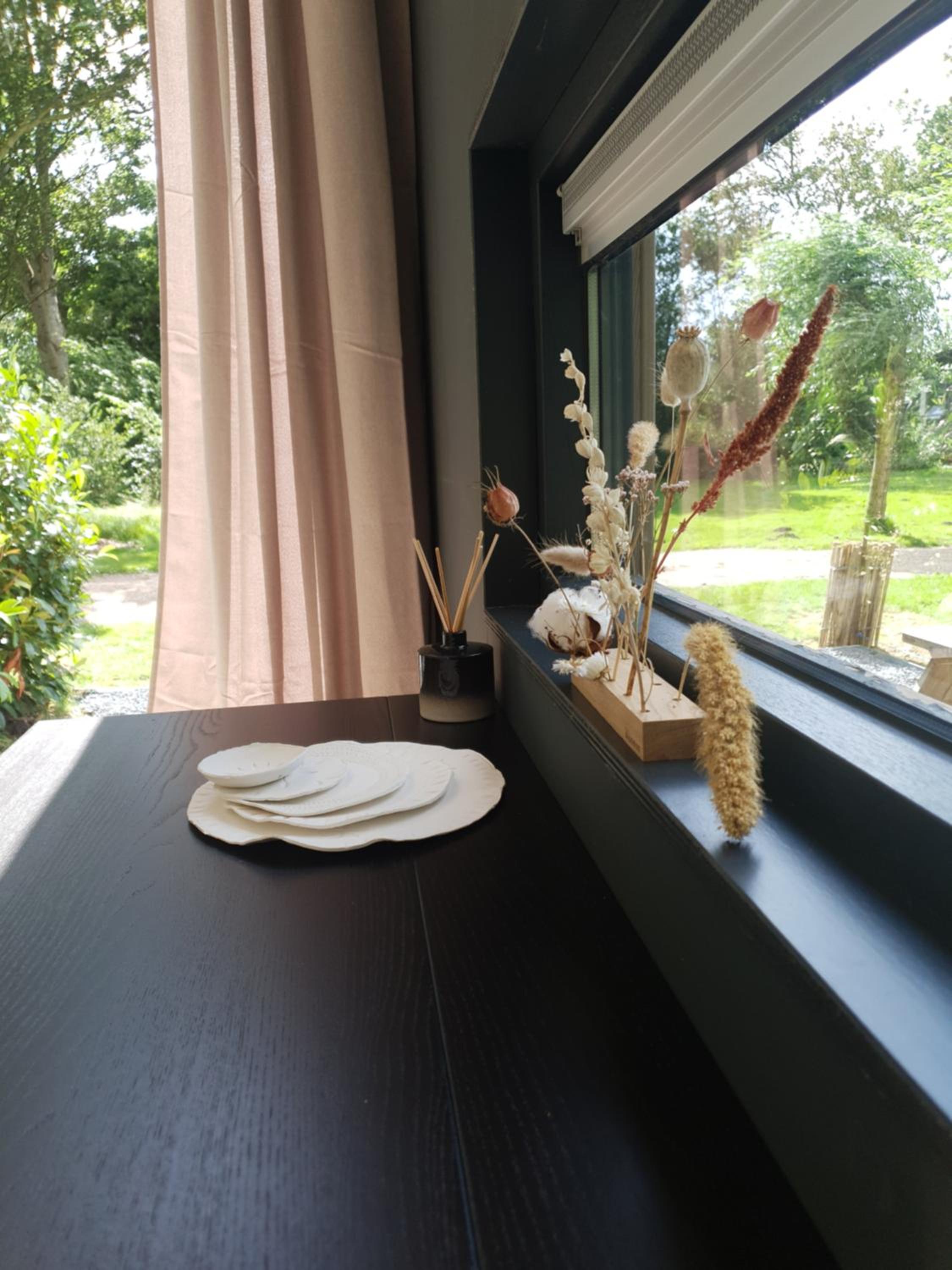 Modern Tiny House op rustig Watersportpark view 5