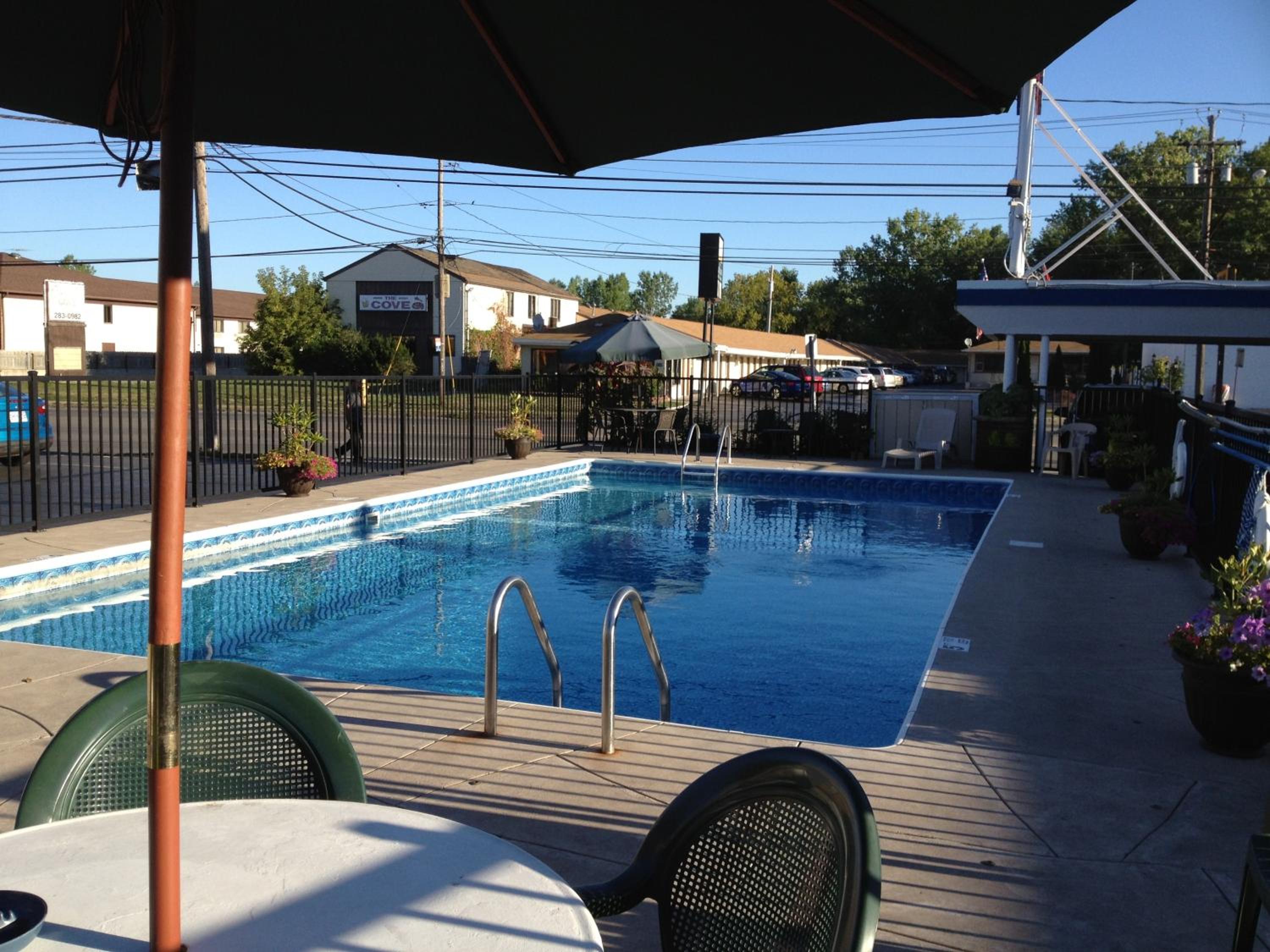 Moonlite Motel