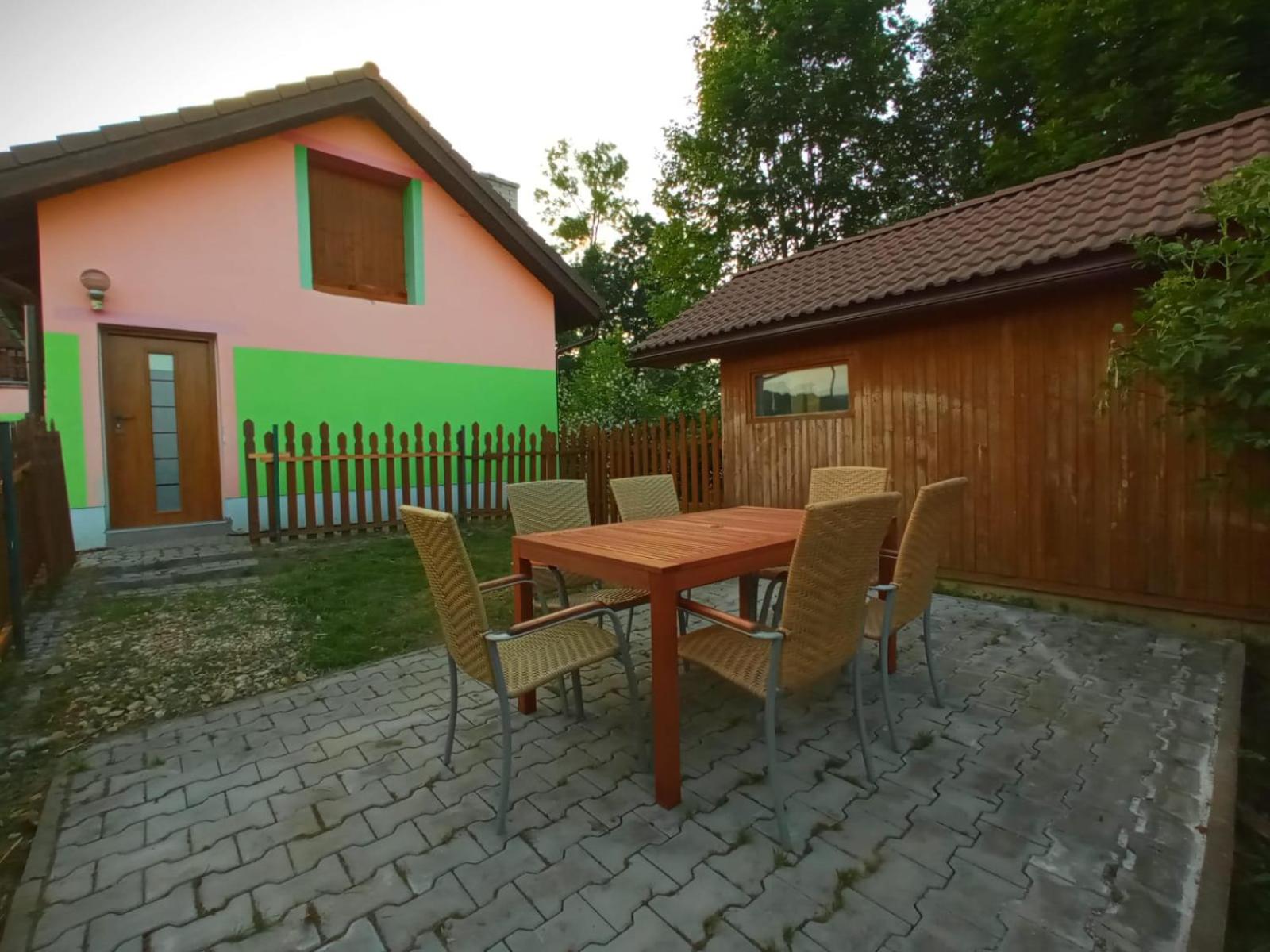 Photo 6