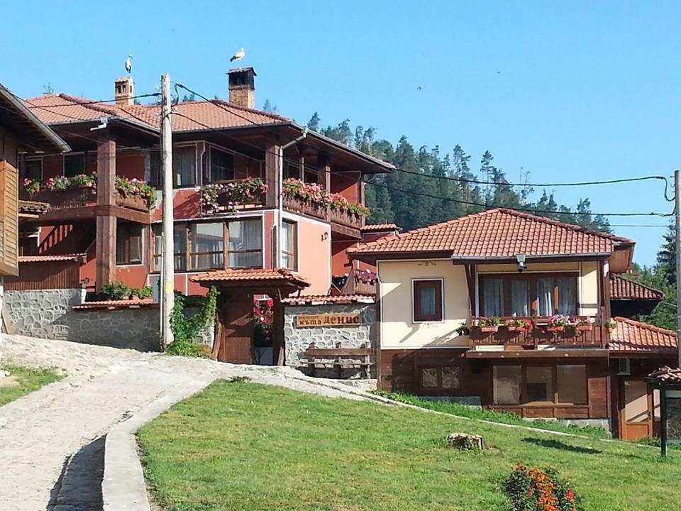 Denis Guest house