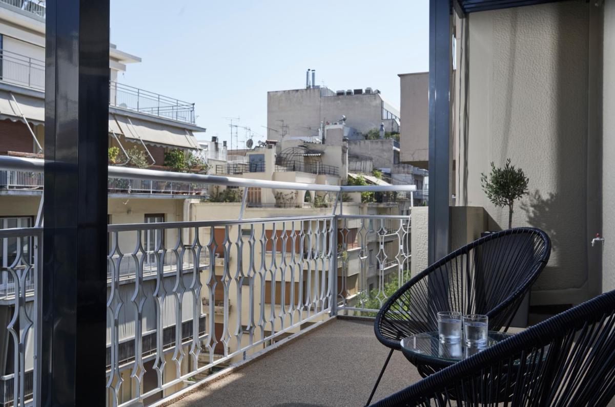 Patriarchou 4bd Art Deco Penthouse