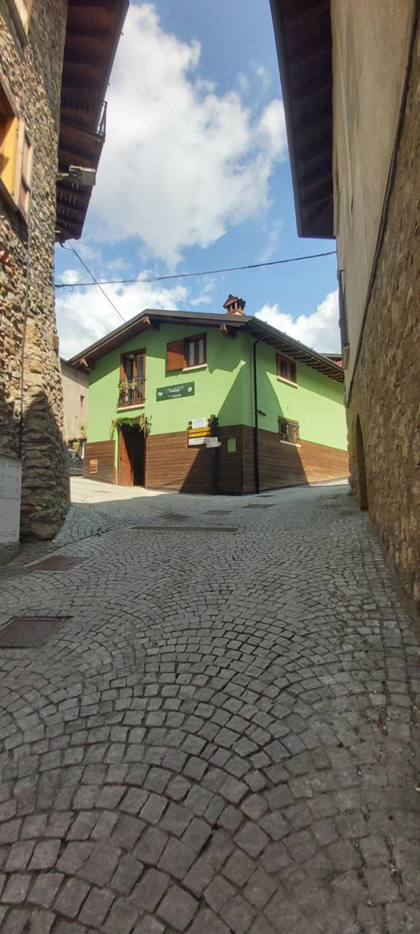 Photo 32