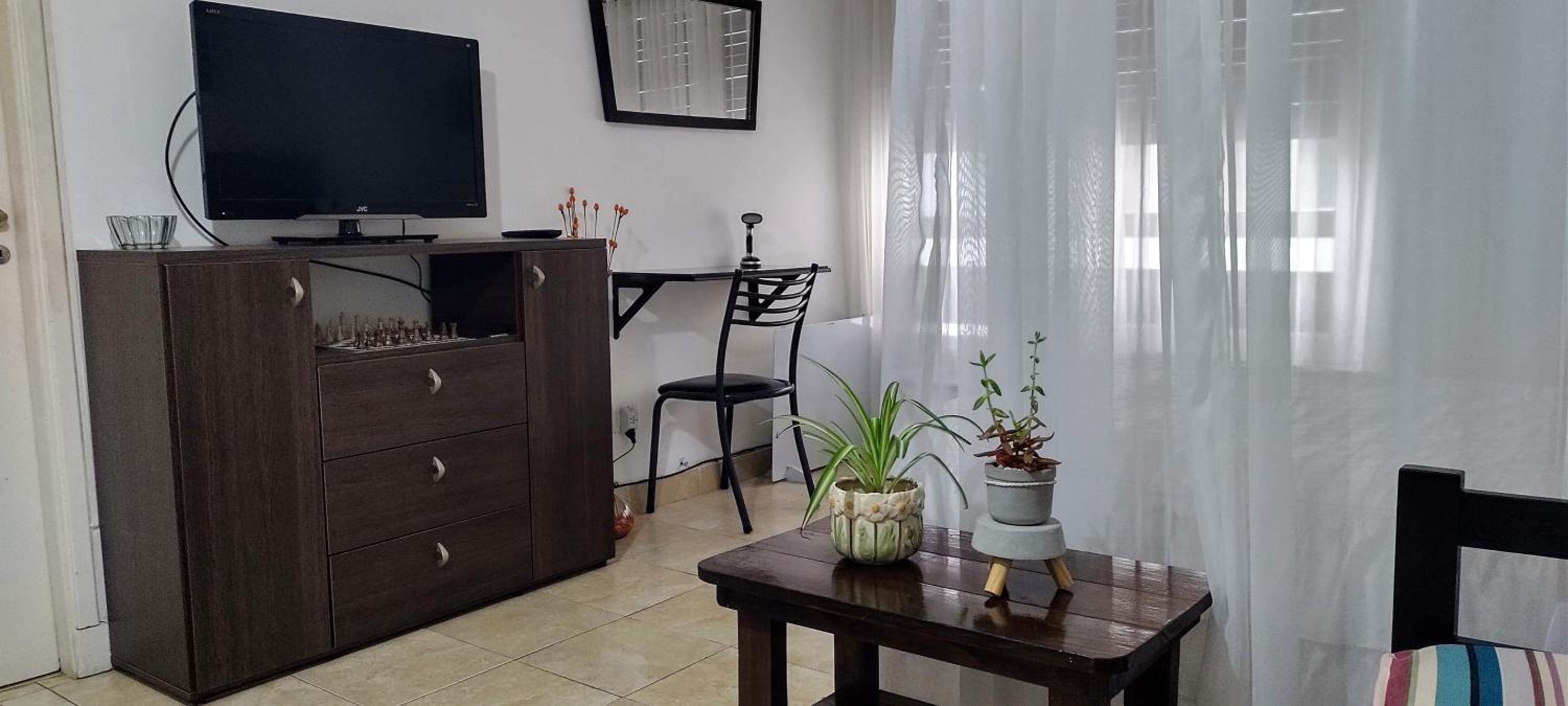DEPARTAMENTO EN PLAZA COLON, 200 MTS DE LA PLAYA