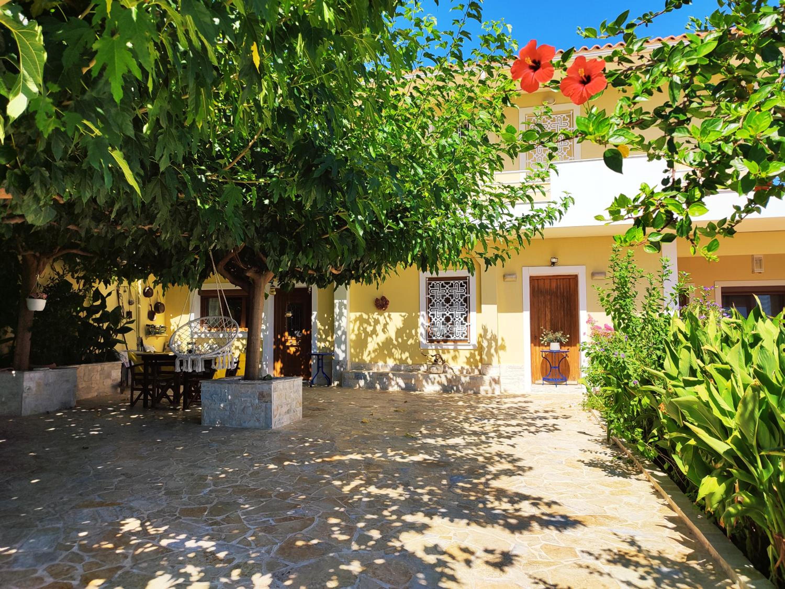 Odysseas ART Villa photo 5