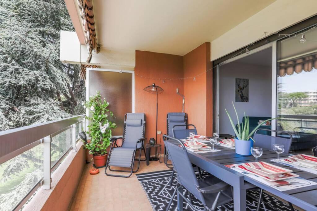 Sea view apartment in residence with swimming pool! photo 2