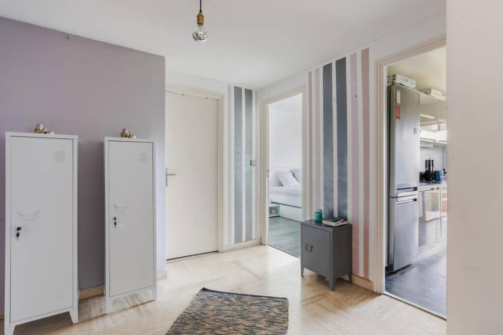 Sea view apartment in residence with swimming pool! photo 3