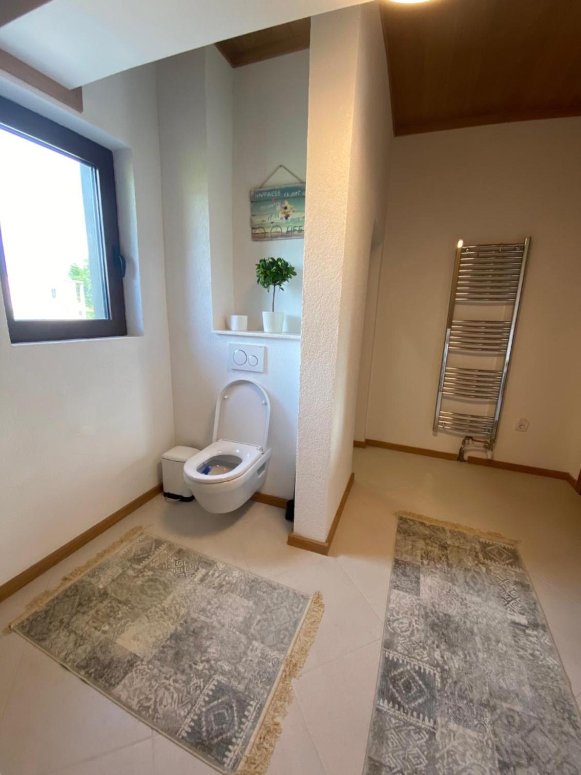 Photo 36