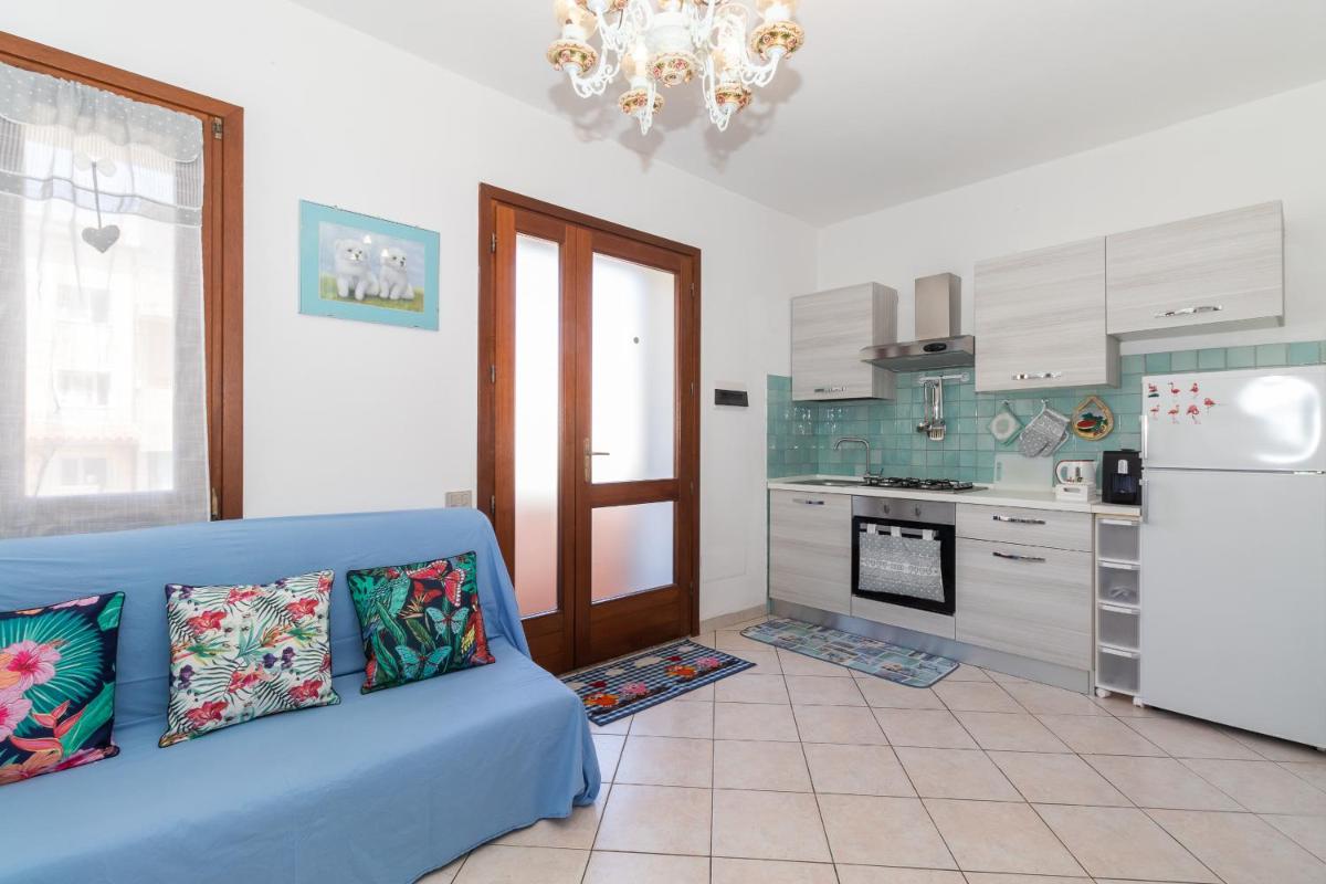 Casetta view 4