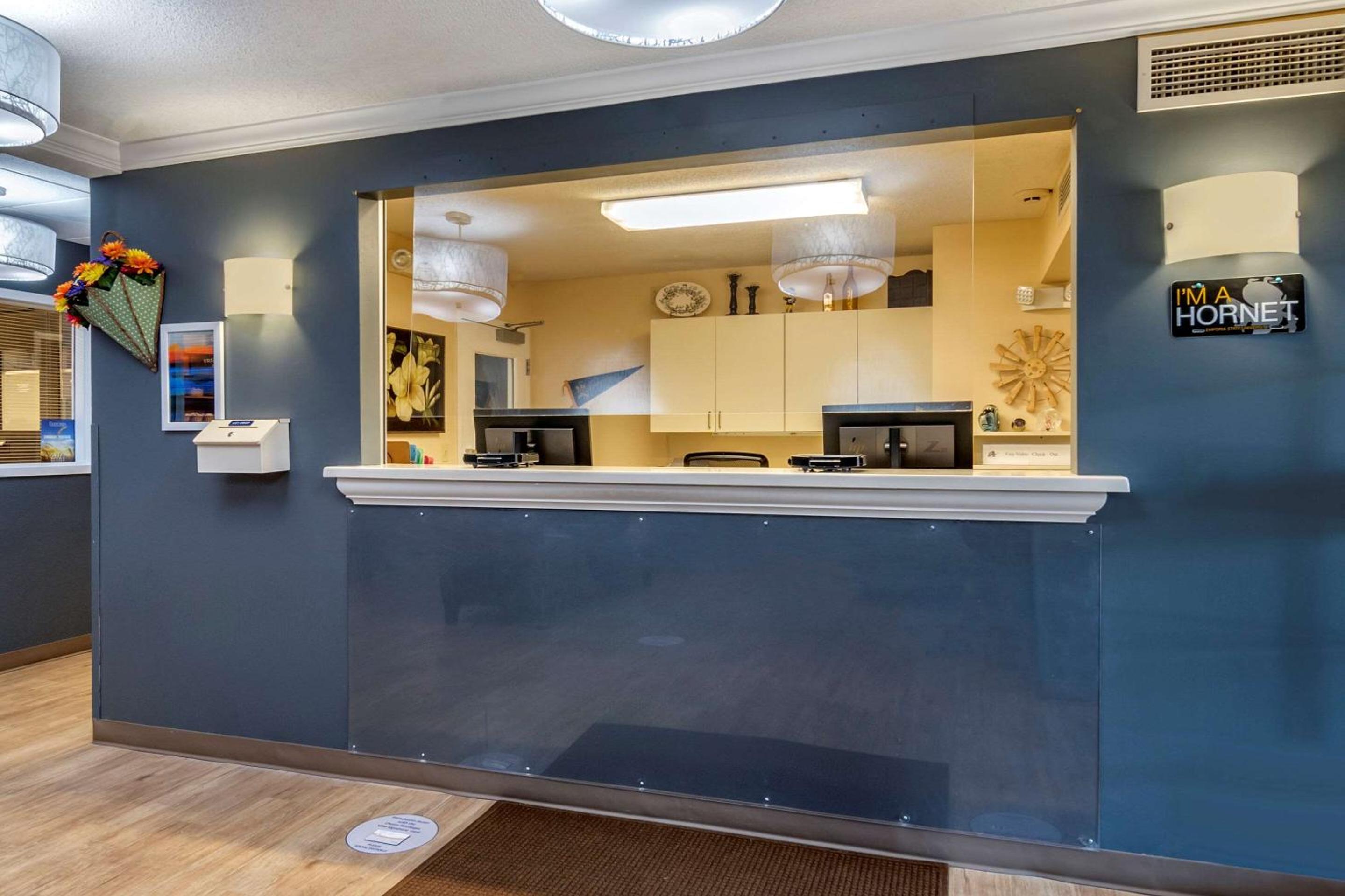 Emporia Vacations - MainStay Suites Emporia - Property Image 5