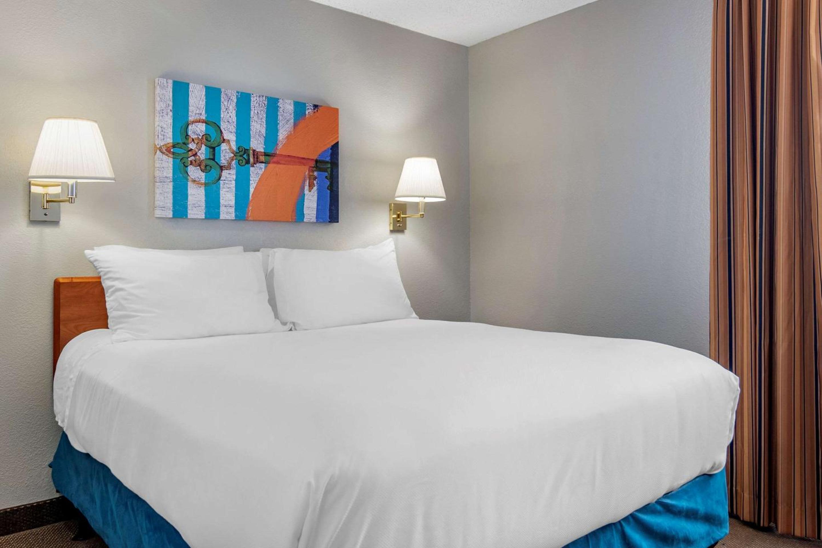 Emporia Vacations - MainStay Suites Emporia - Property Image 9