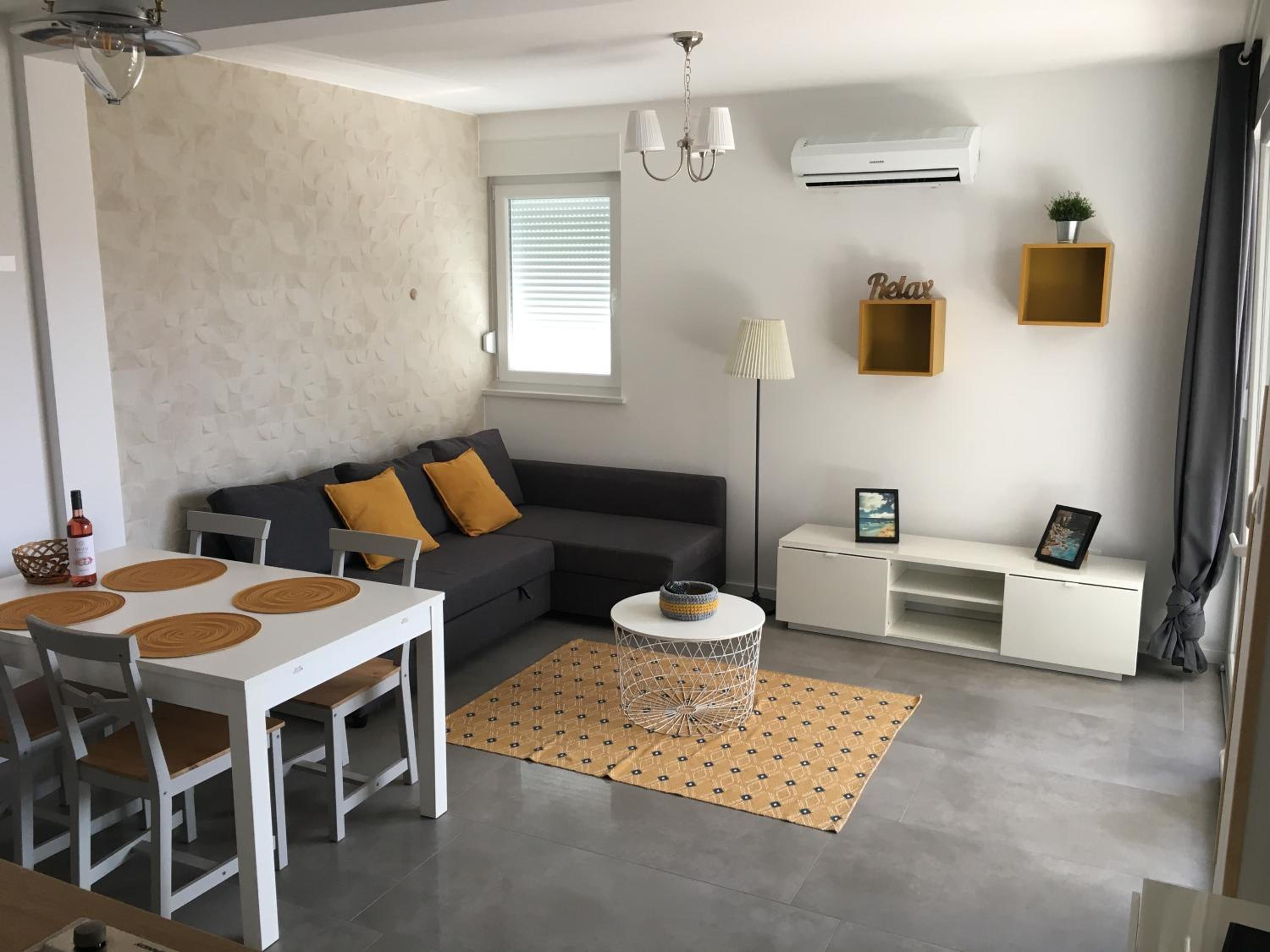 Rusty Anchor en Novalja — hotel room