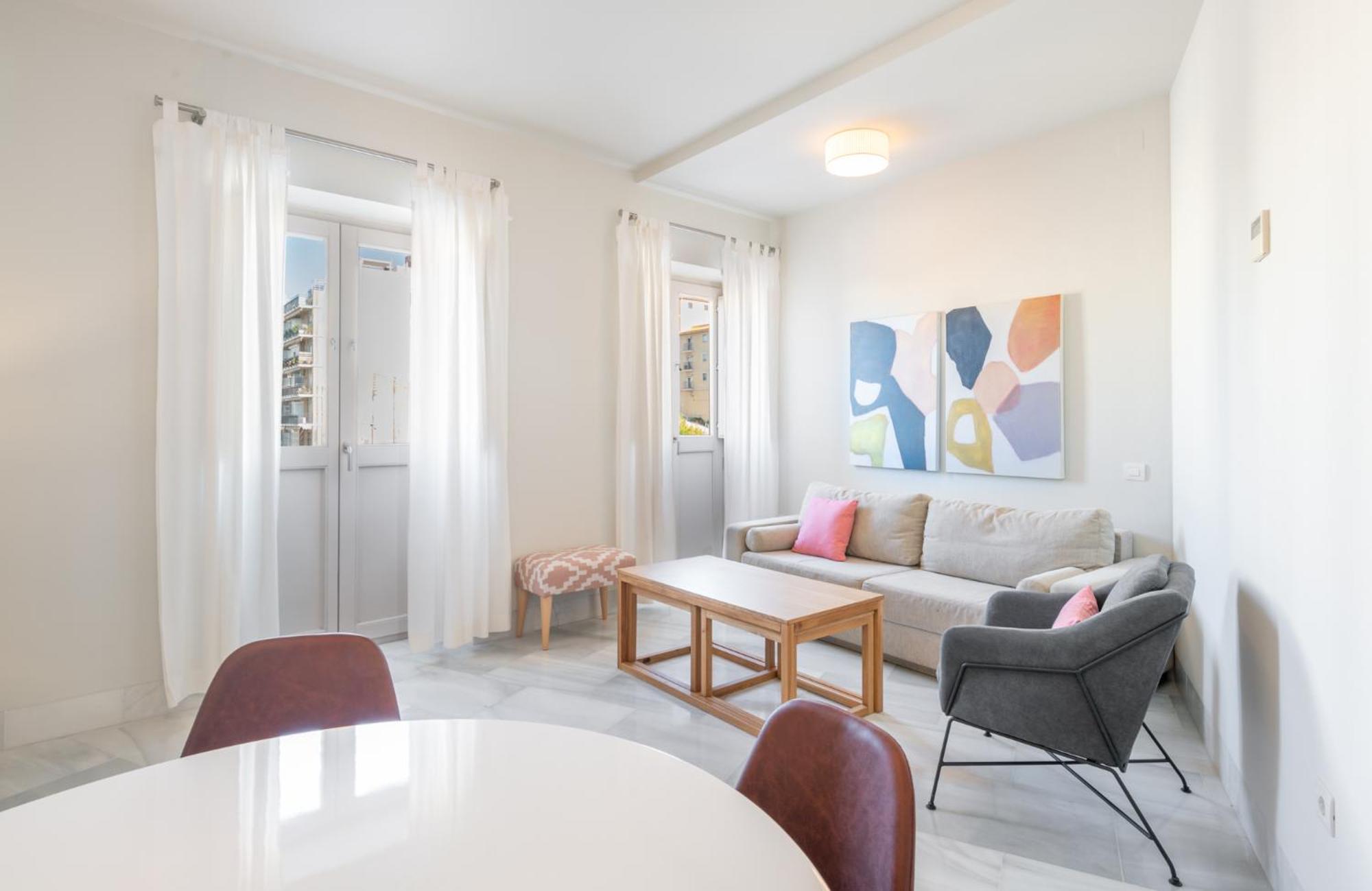 Apartamentos Pinar Málaga Centro - Alcazabilla