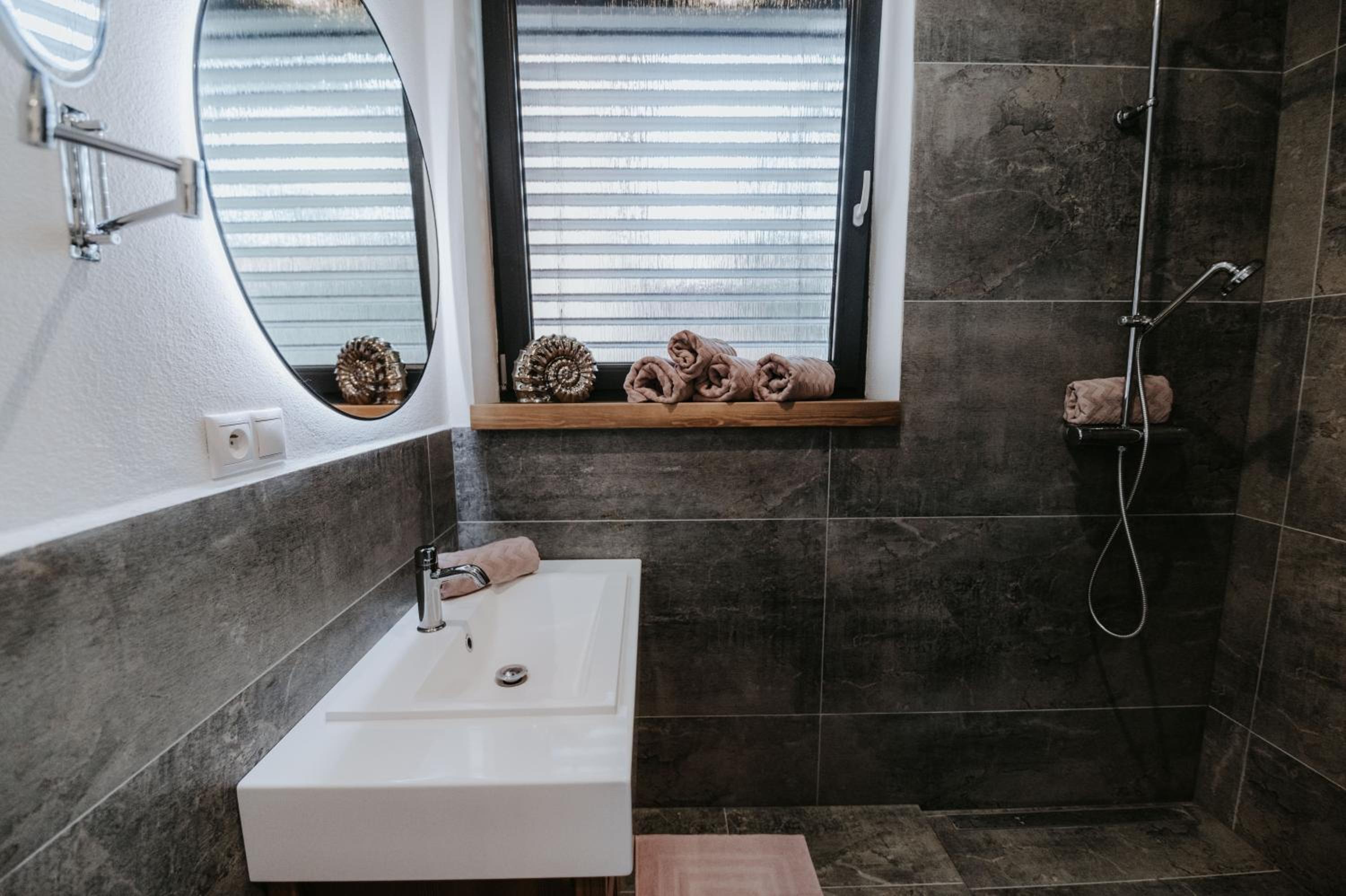 Apartmány Evia clinic view 4