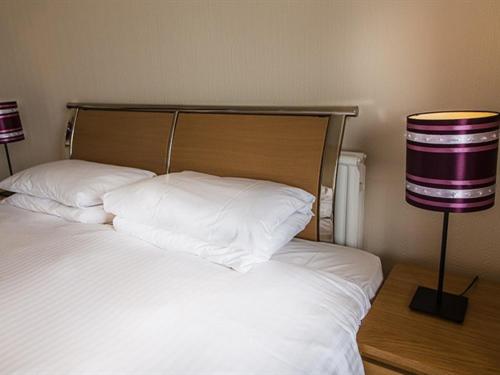 Southport Vacations - Albert  Victoria Hotel - Property Image 4