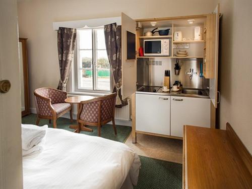 Southport Vacations - Albert  Victoria Hotel - Property Image 6