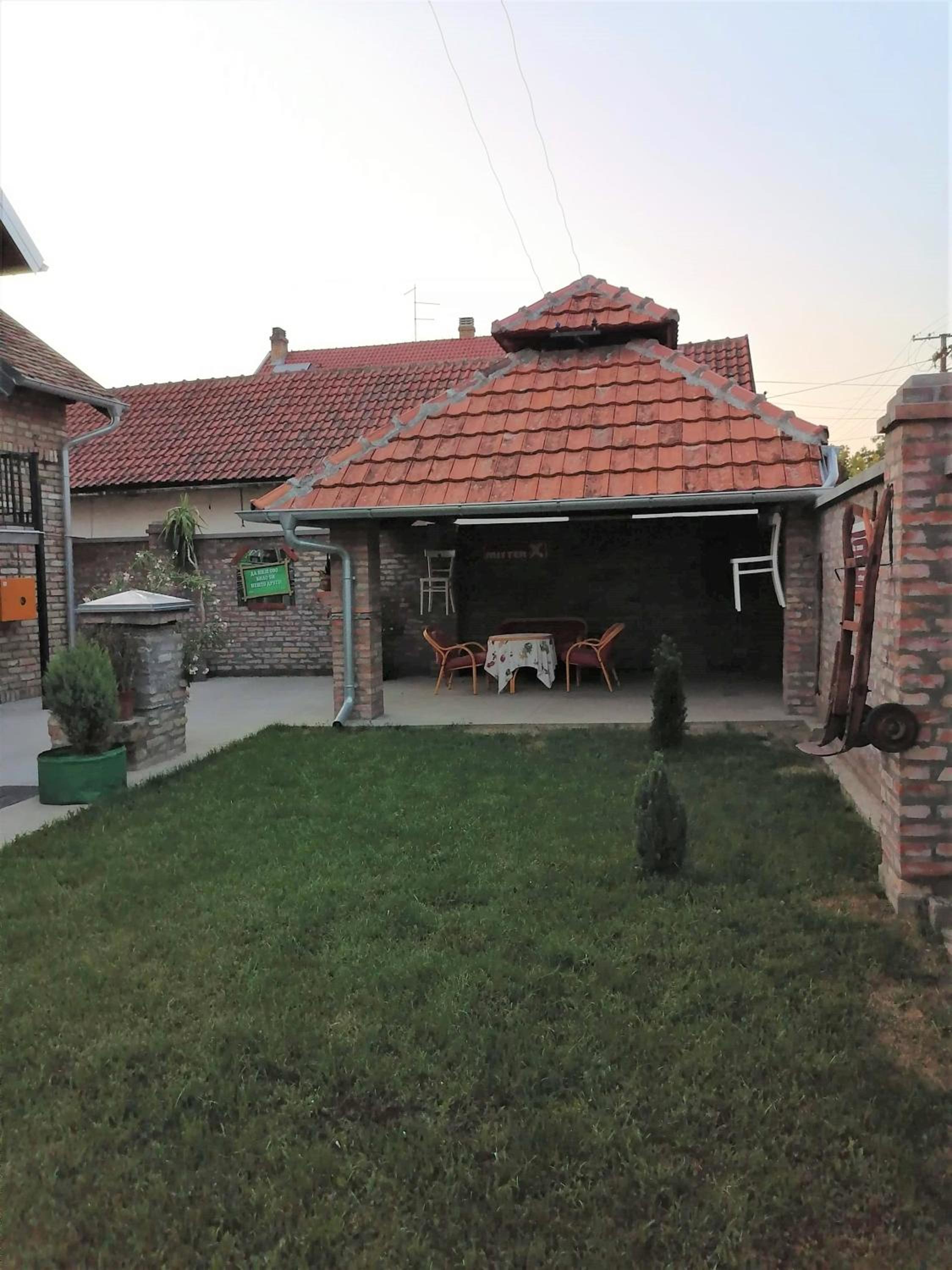 Photo 37