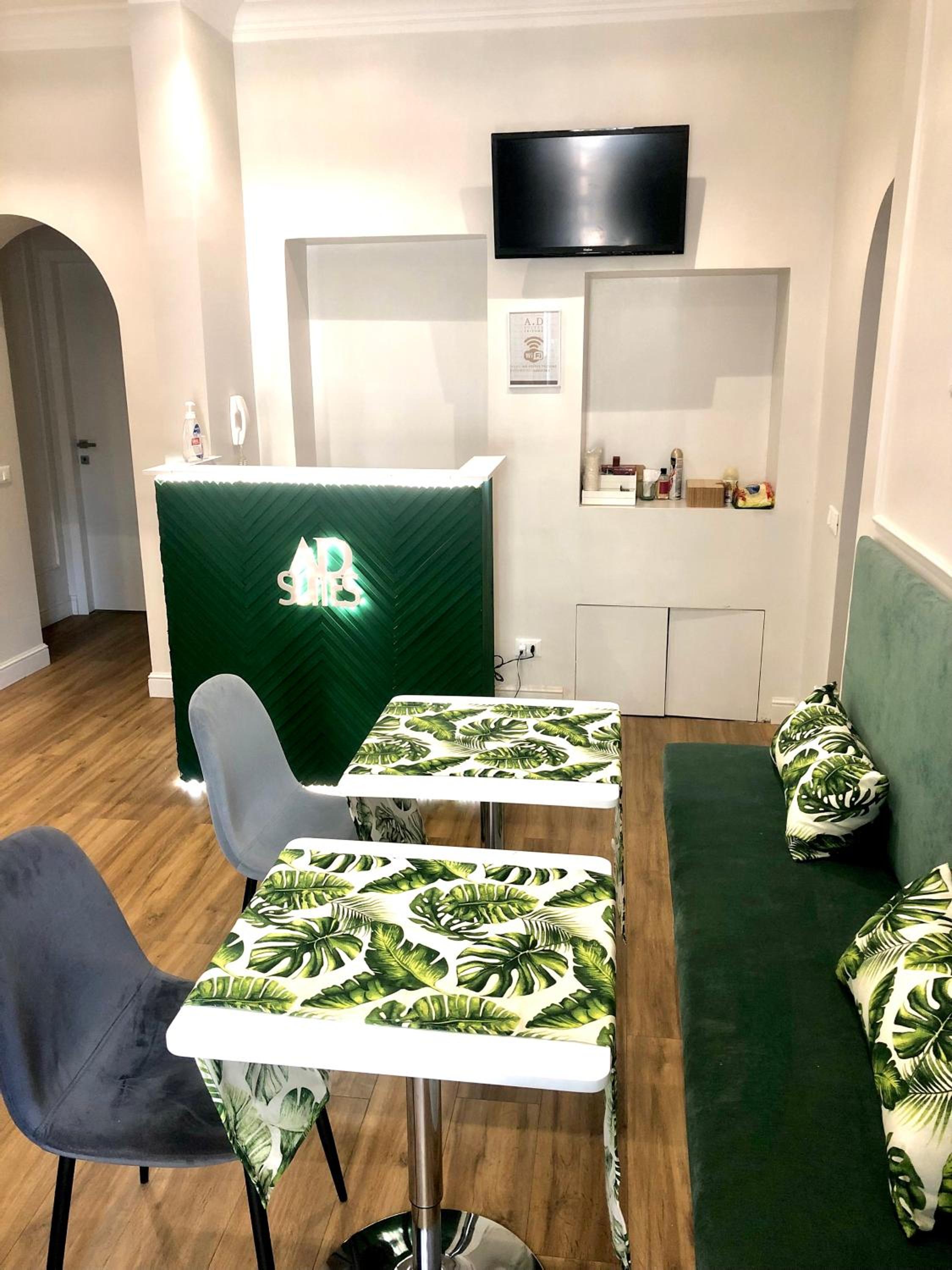 AD Suites Tritone