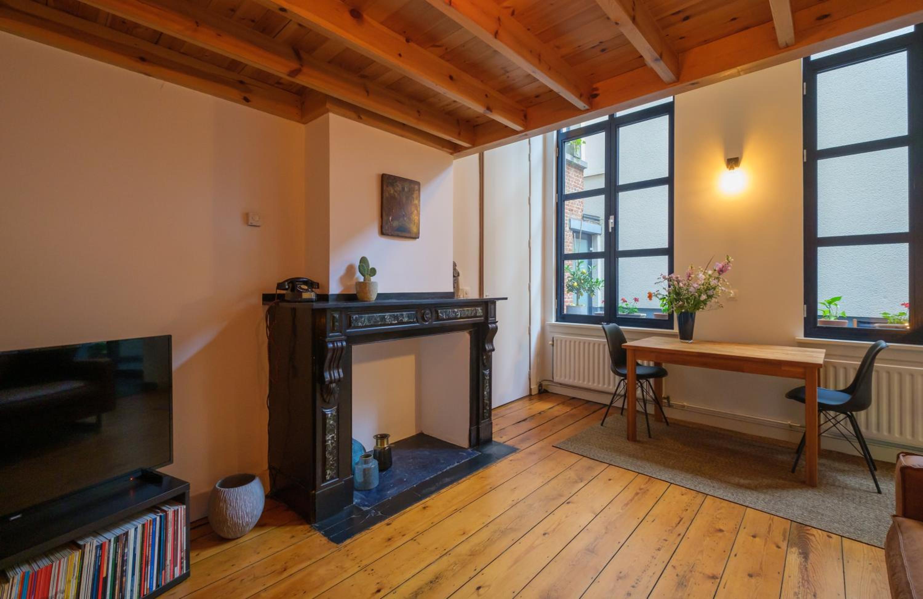 Duplex in historical centre with private courtyard view 4