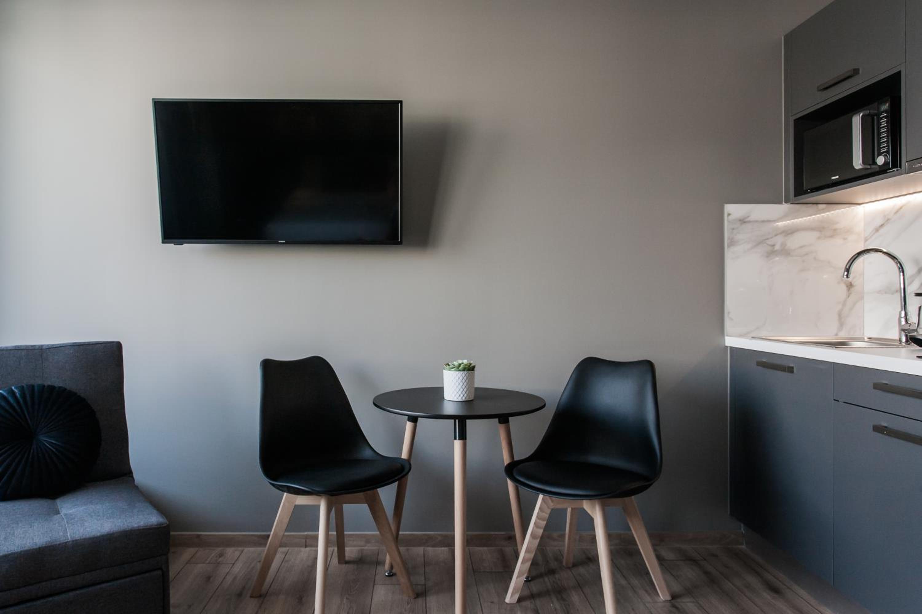 WYZ Athens Apartments by UPSTREET