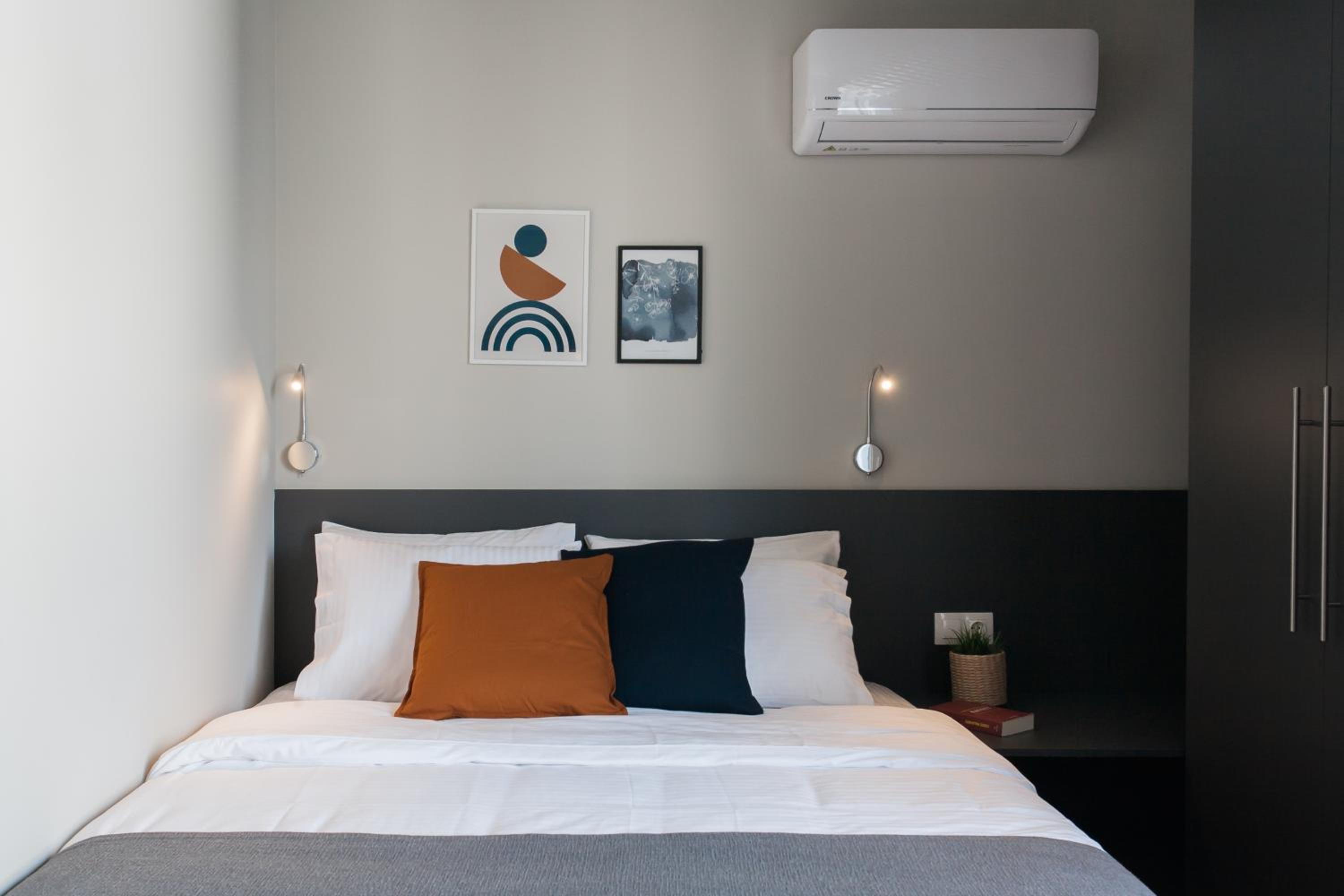 WYZ Athens Apartments by UPSTREET