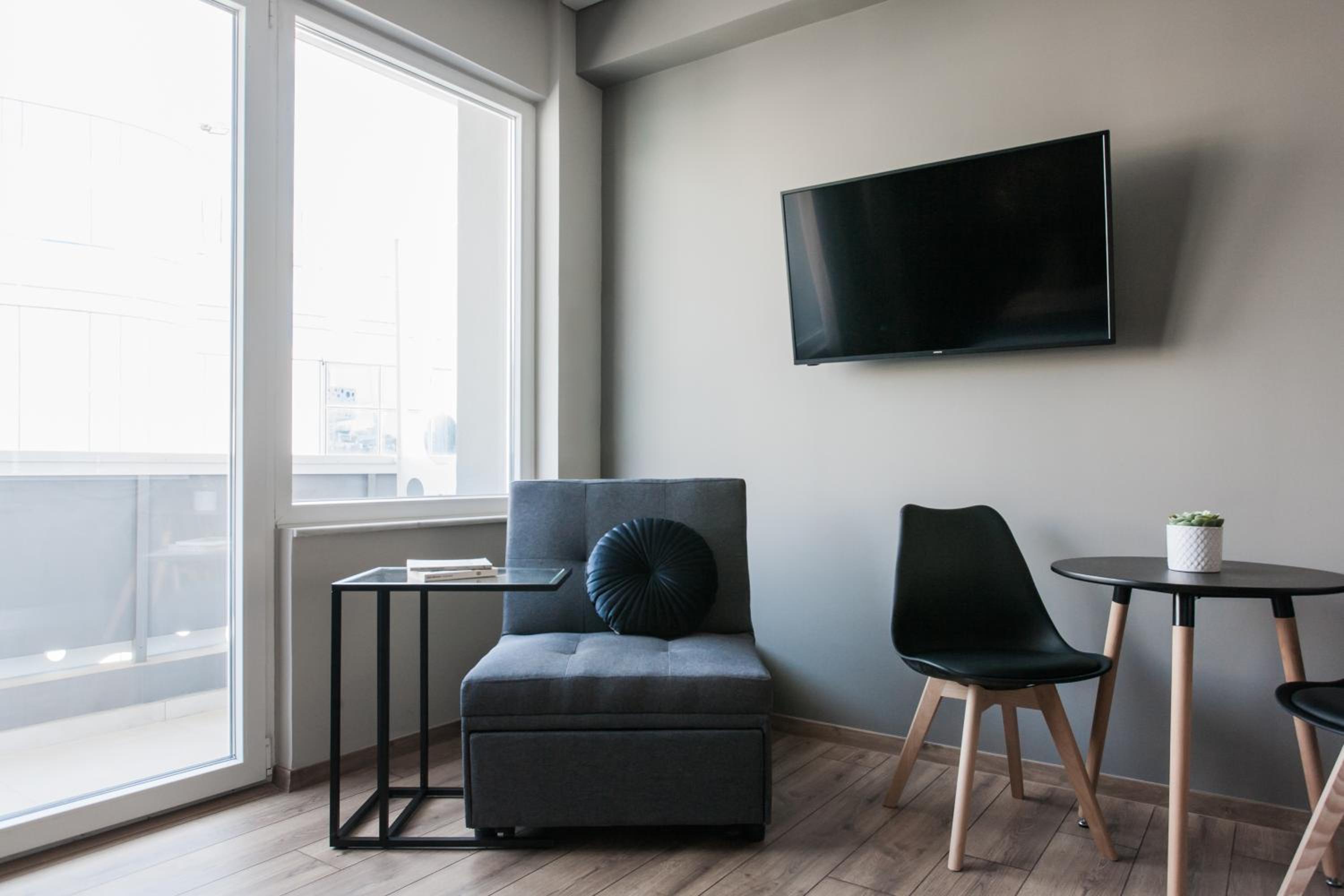 WYZ Athens Apartments by UPSTREET