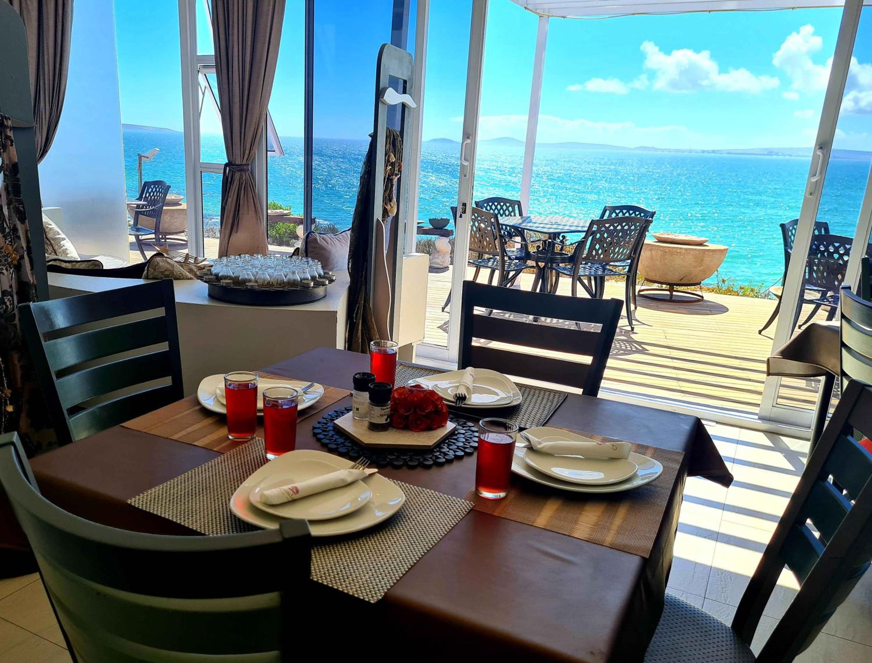 Crystal Lagoon Lodge