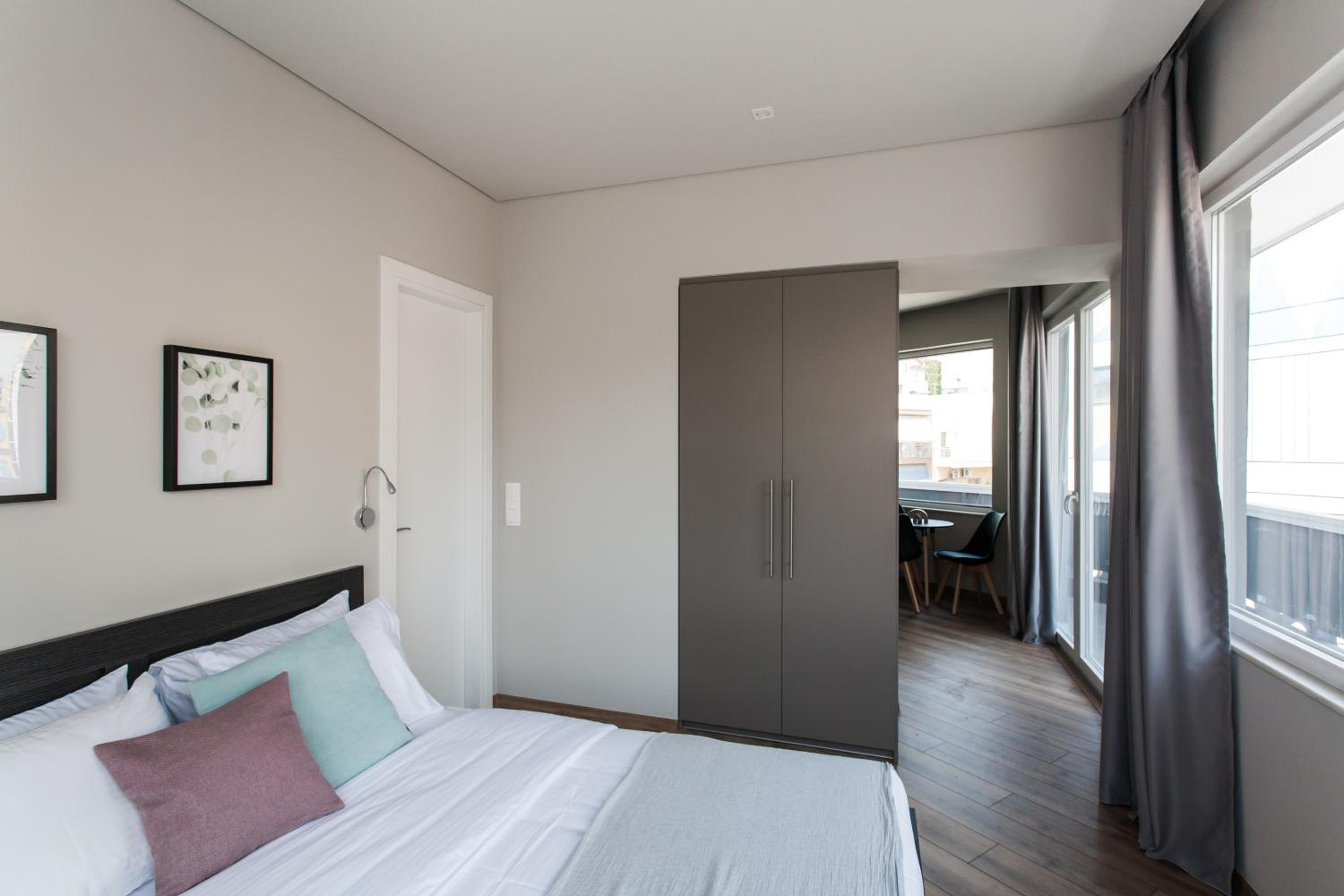 WYZ Athens Apartments by UPSTREET