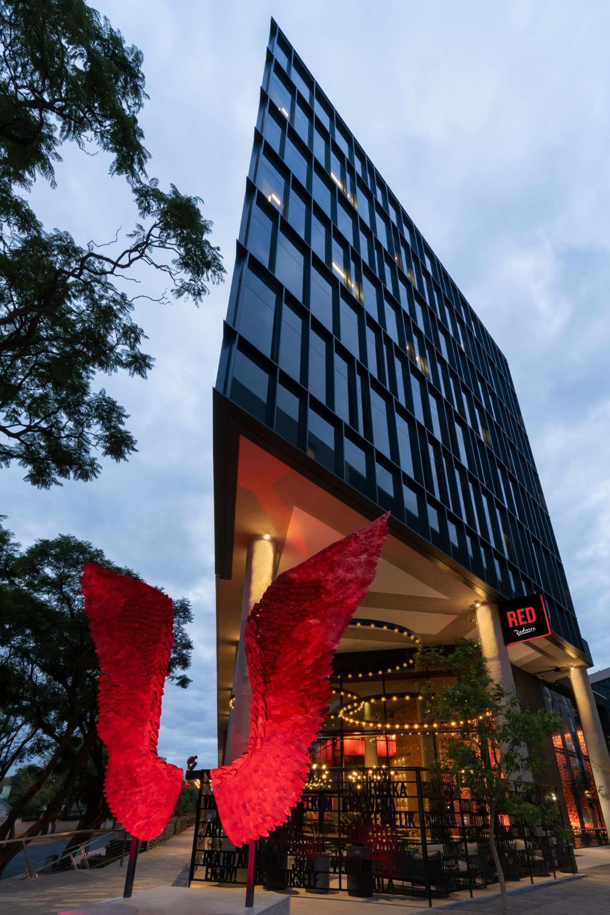 Johannesburg Vacations - Radisson RED Hotel Johannesburg Rosebank - Property Image 81
