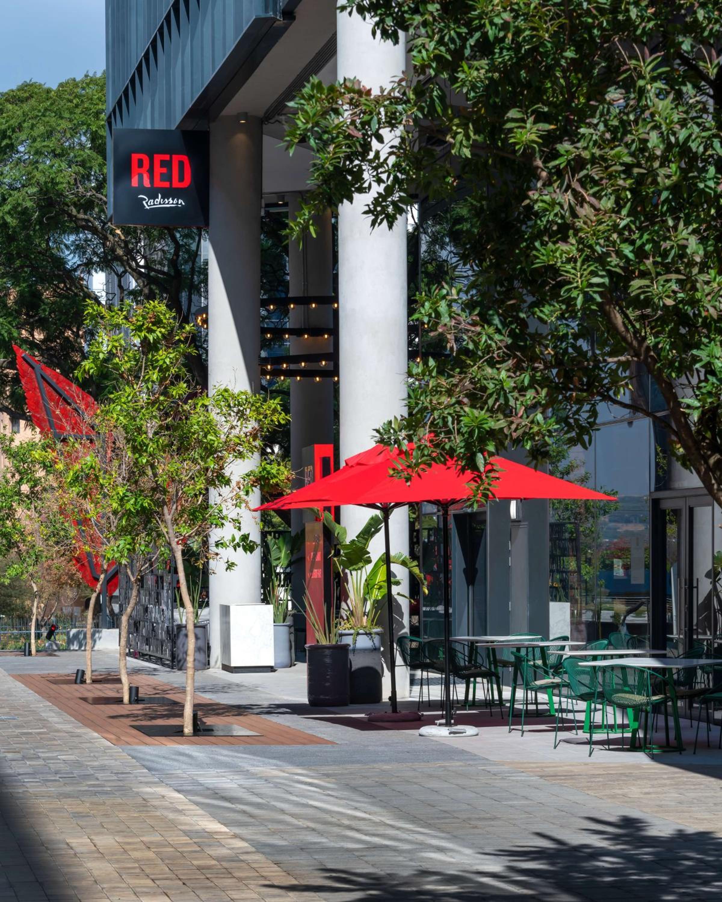 Johannesburg Vacations - Radisson RED Hotel Johannesburg Rosebank - Property Image 34