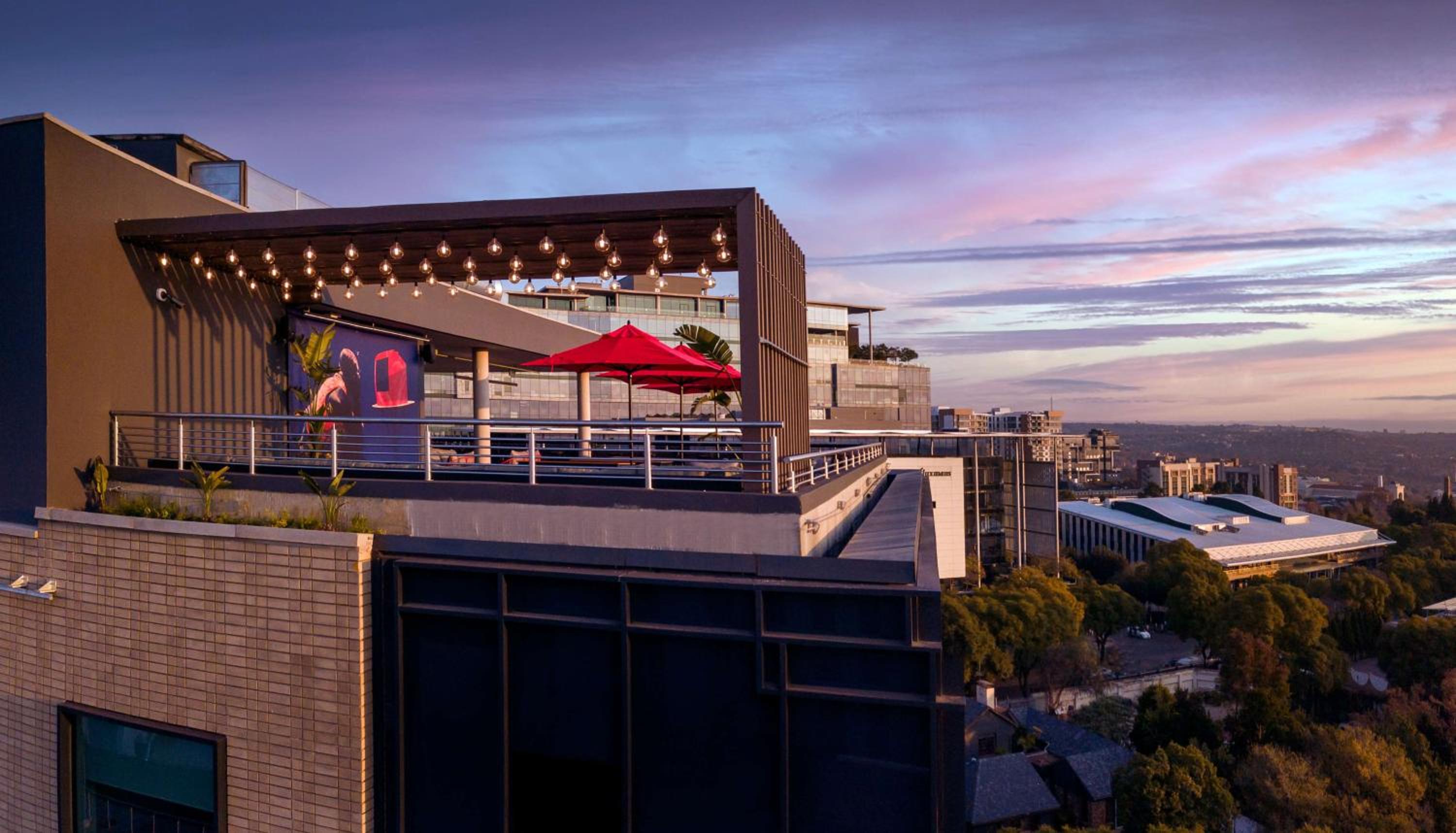 Johannesburg Vacations - Radisson RED Hotel Johannesburg Rosebank - Property Image 35
