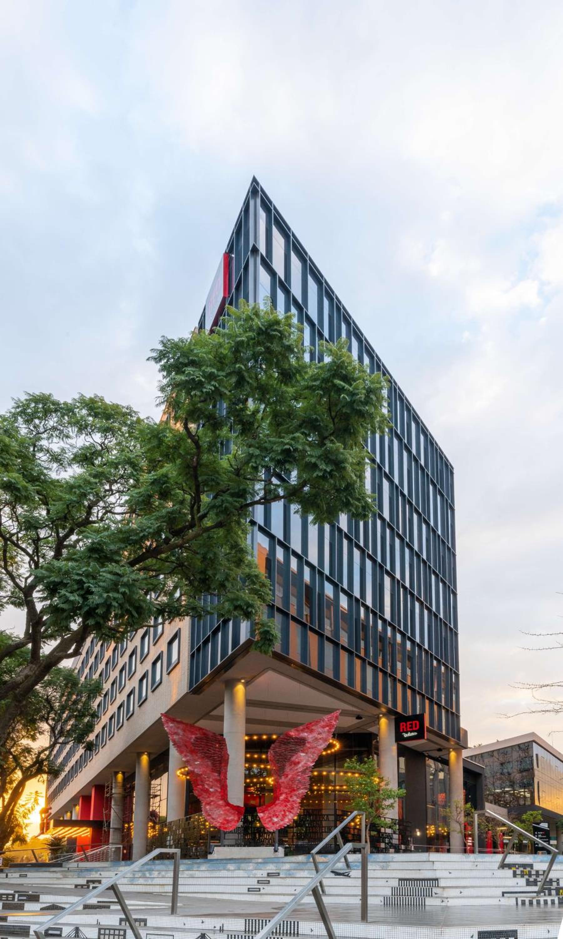 Johannesburg Vacations - Radisson RED Hotel Johannesburg Rosebank - Property Image 83