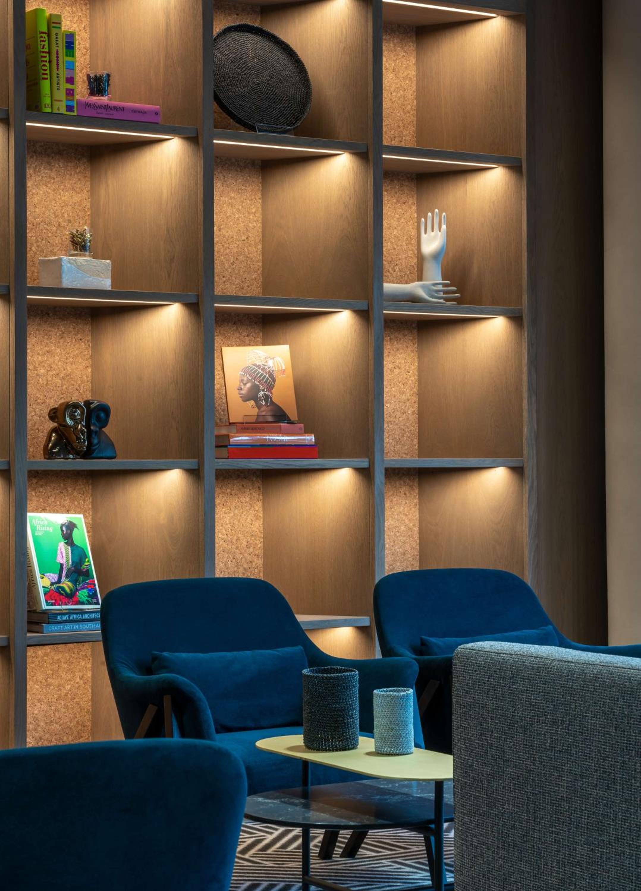 Johannesburg Vacations - Radisson RED Hotel Johannesburg Rosebank - Property Image 93