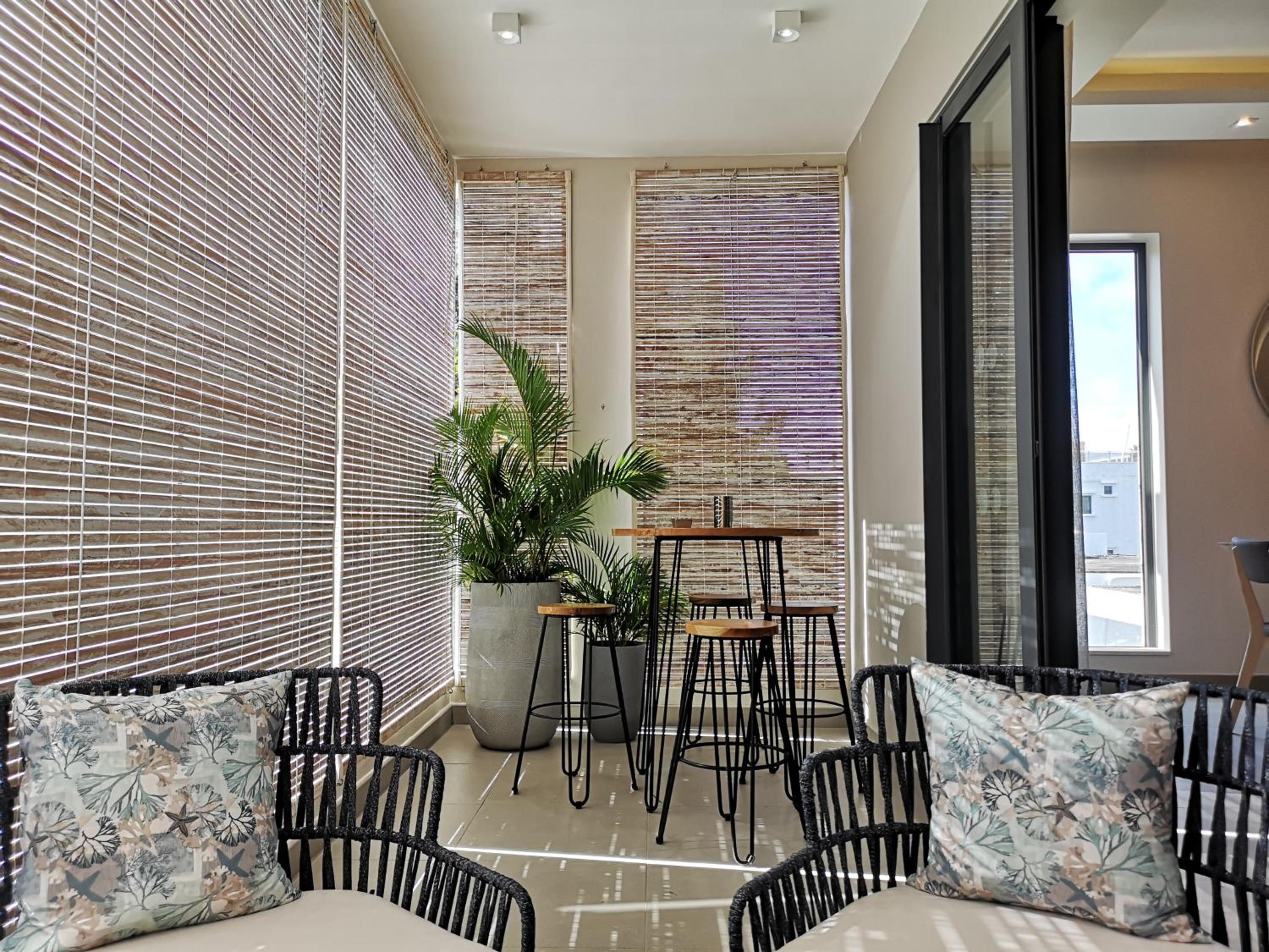 PEREYBERE - EXCLUSIVE APARTMENT, ONEBAY RESIDENCE Apt 11, view 2