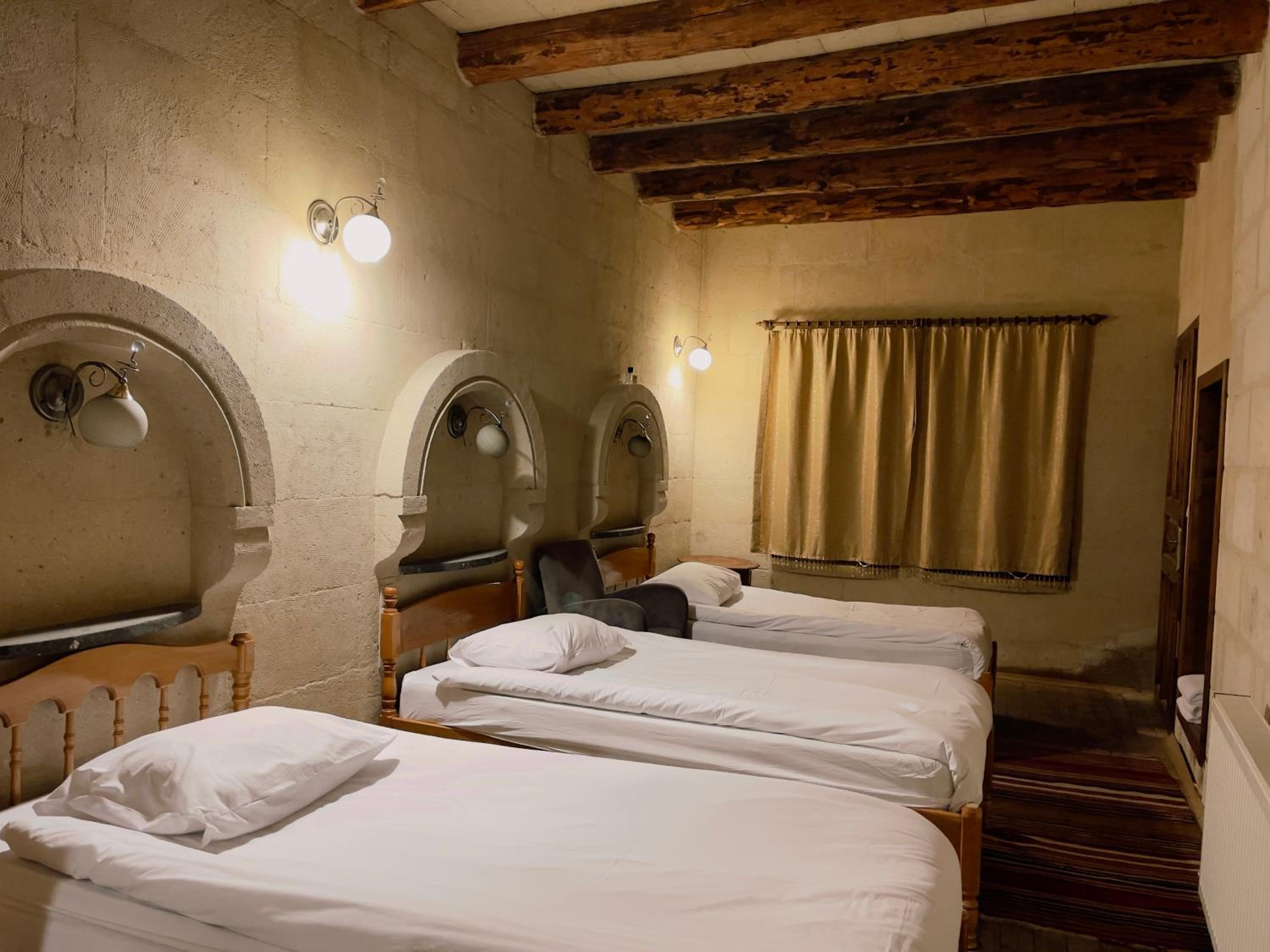 Anatolia Raymonde Cave House