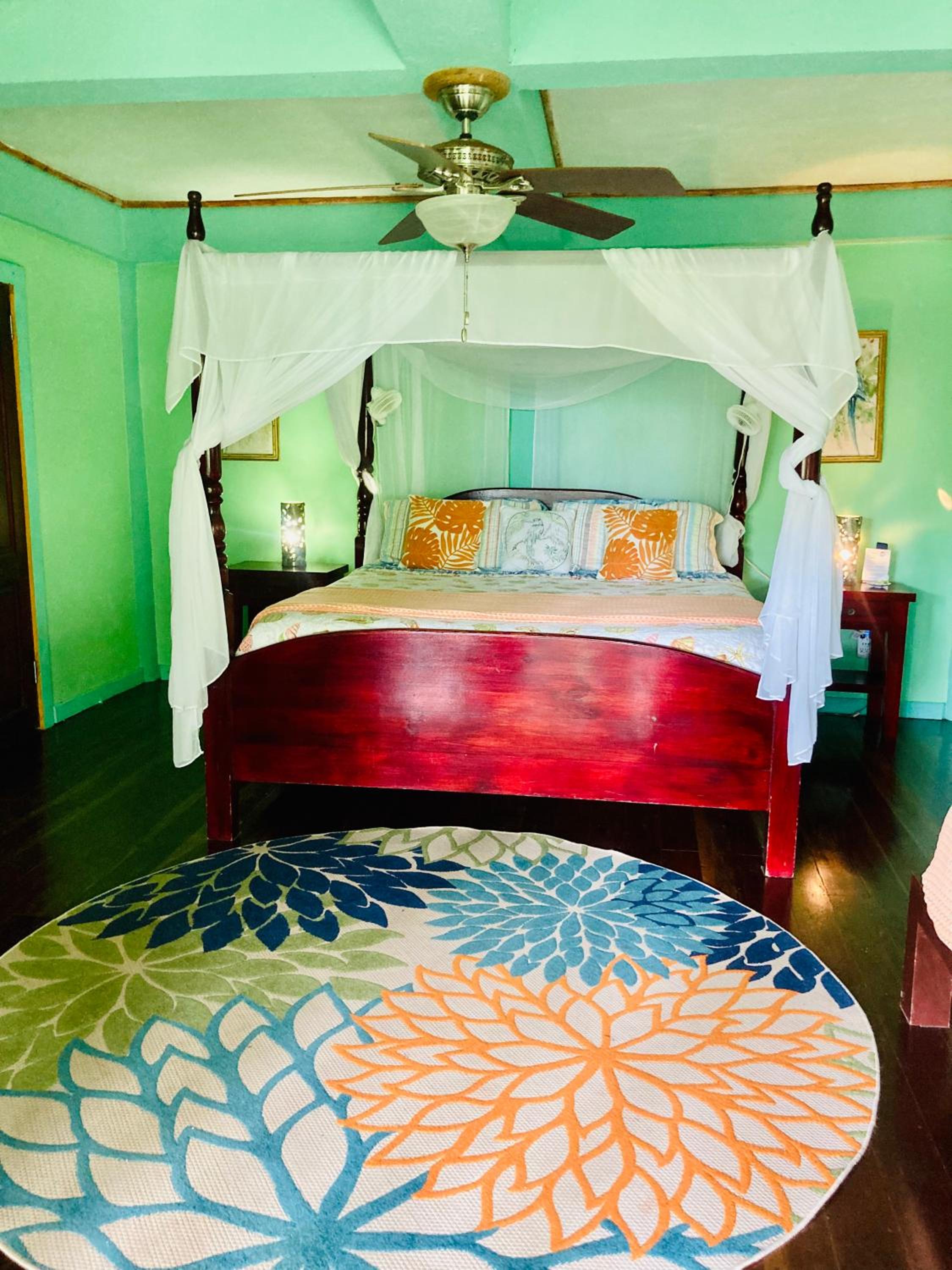 Dolphin Bay Hideaway