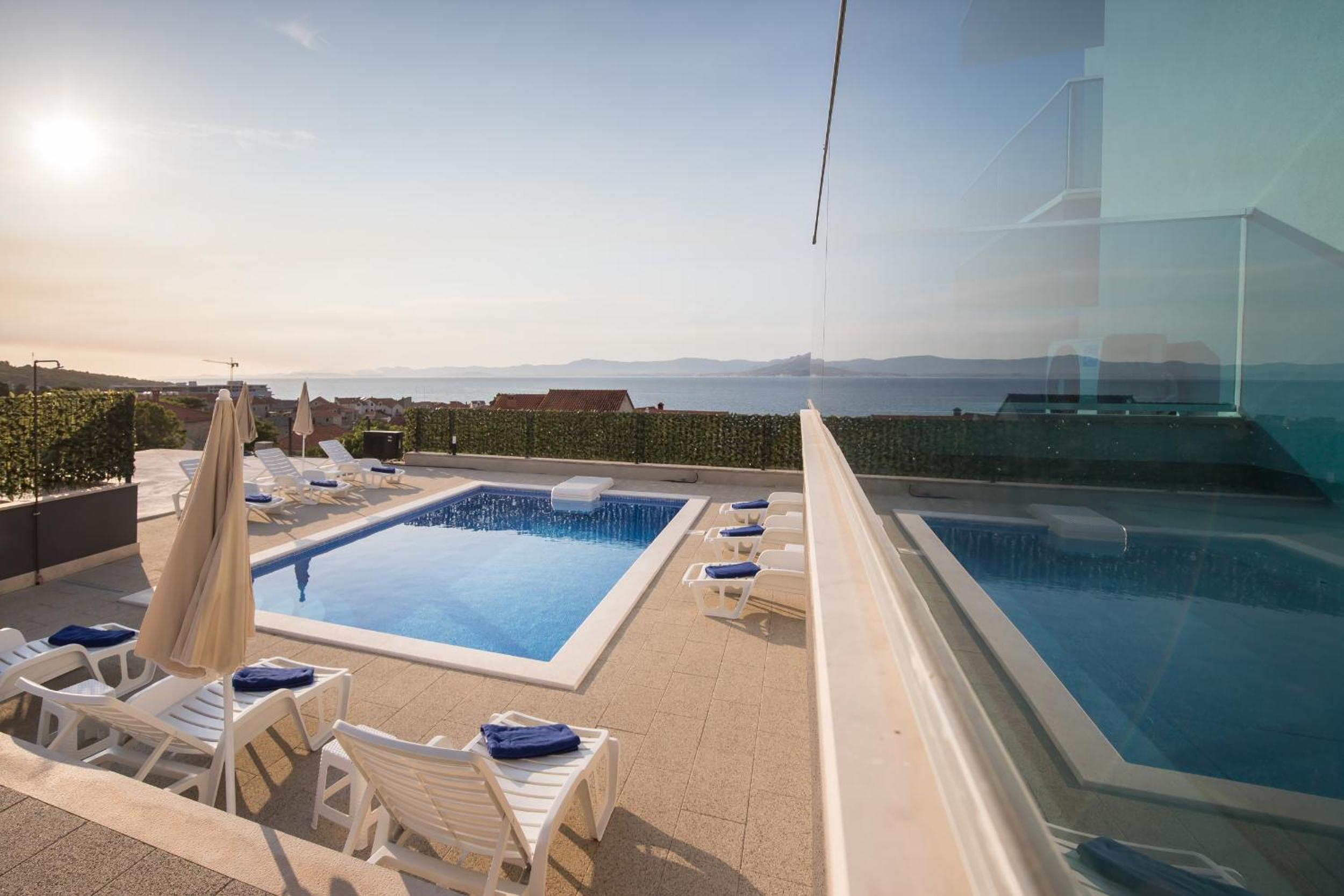 Apartments BlueView en Postira — recepcion & lobby