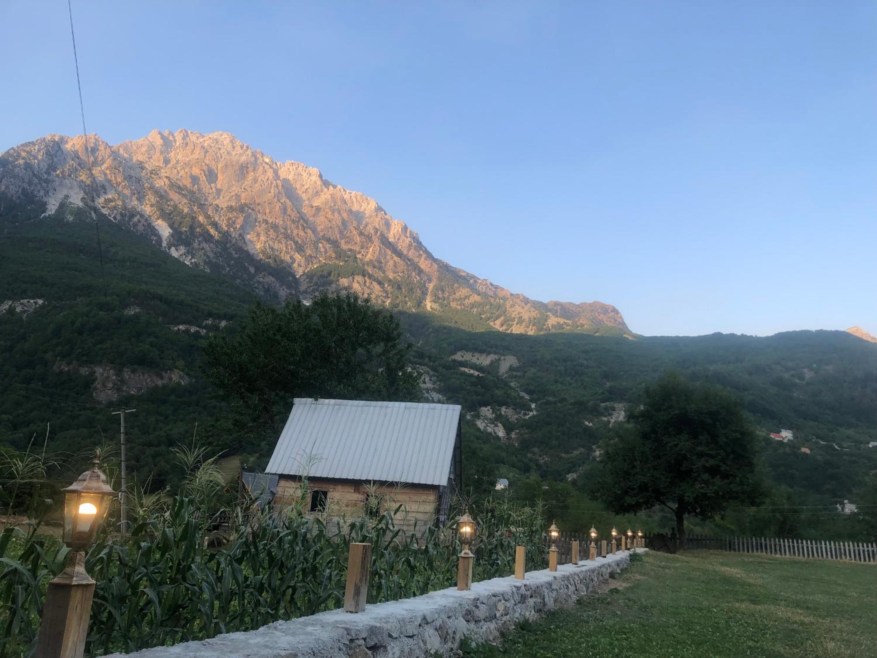 Bujtina Terthorja