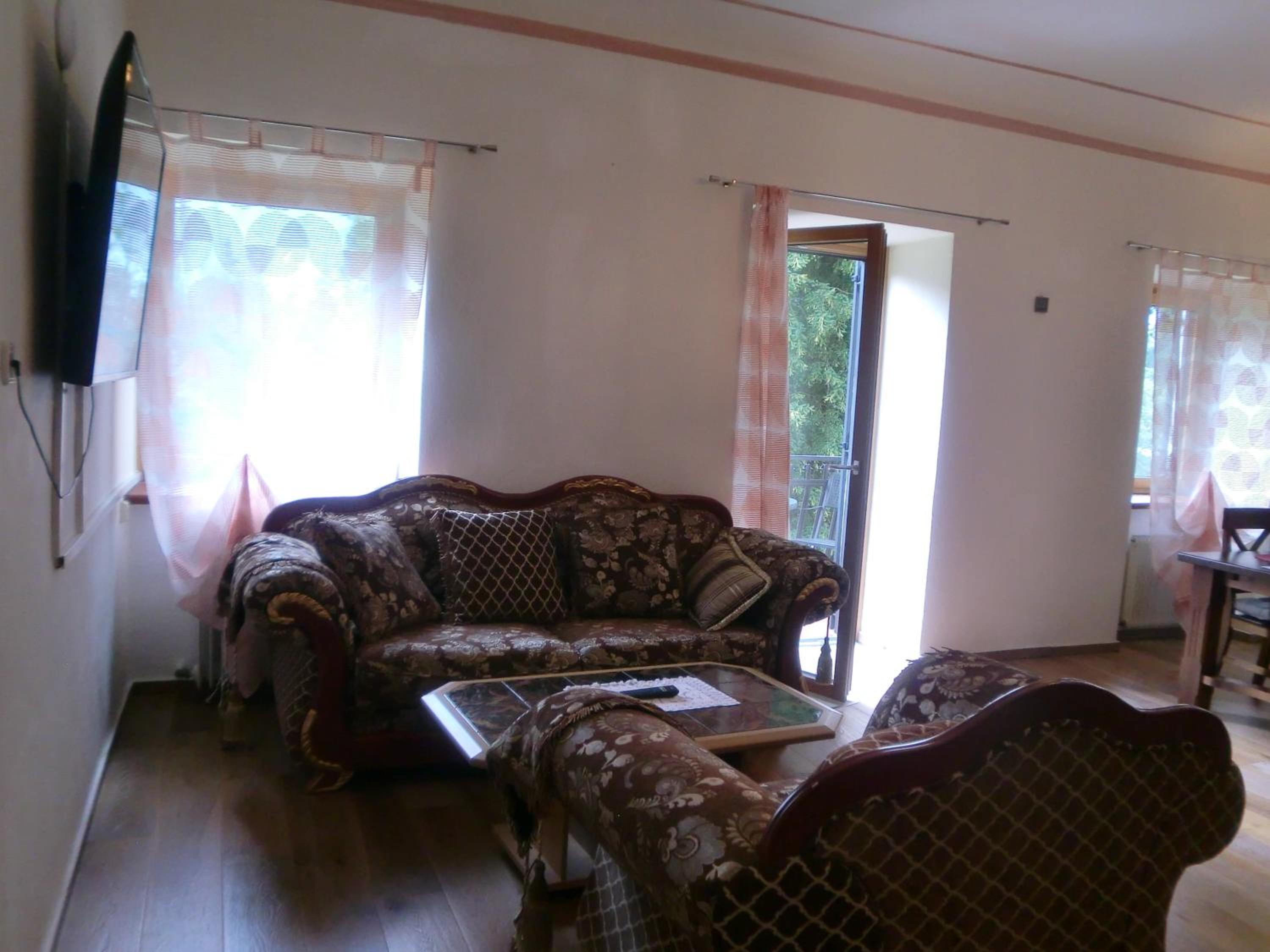 Garten- & Loggia-Appartement HERRENHAUS