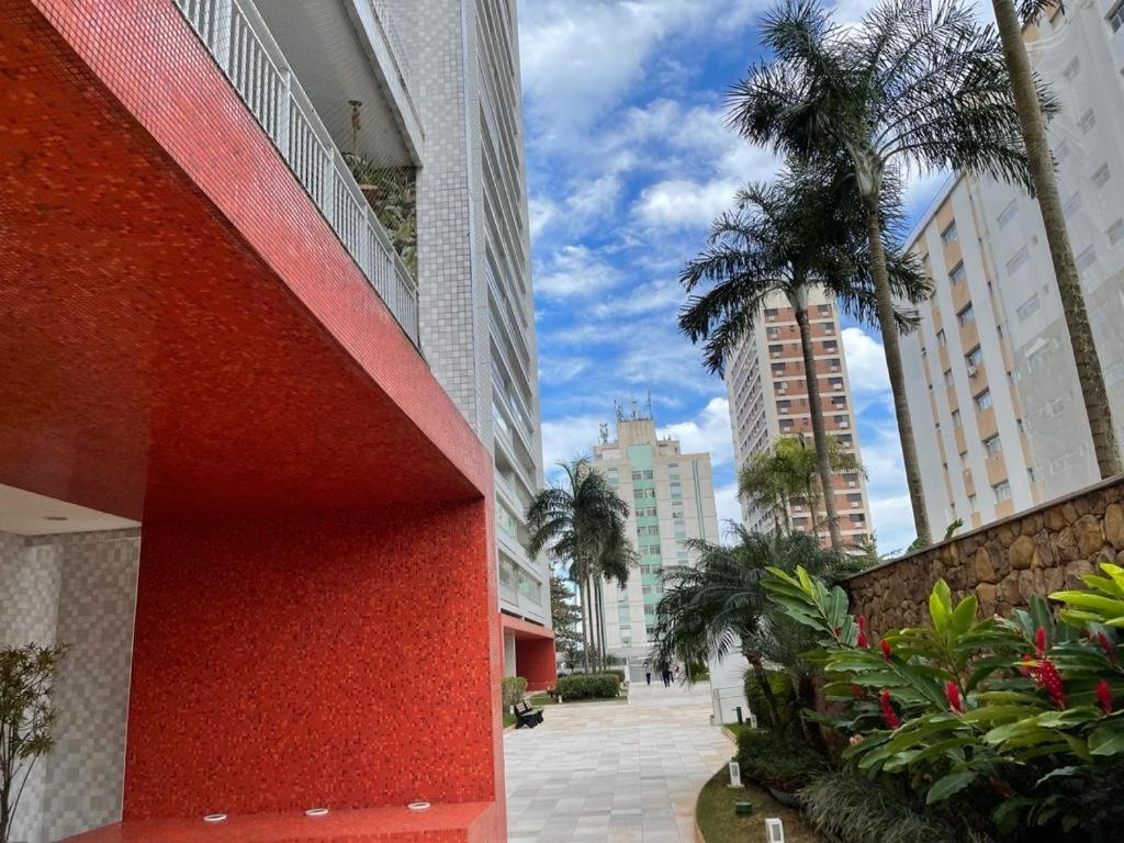 Hotel Lindo apartamento a 50 metros da praia - Image 1