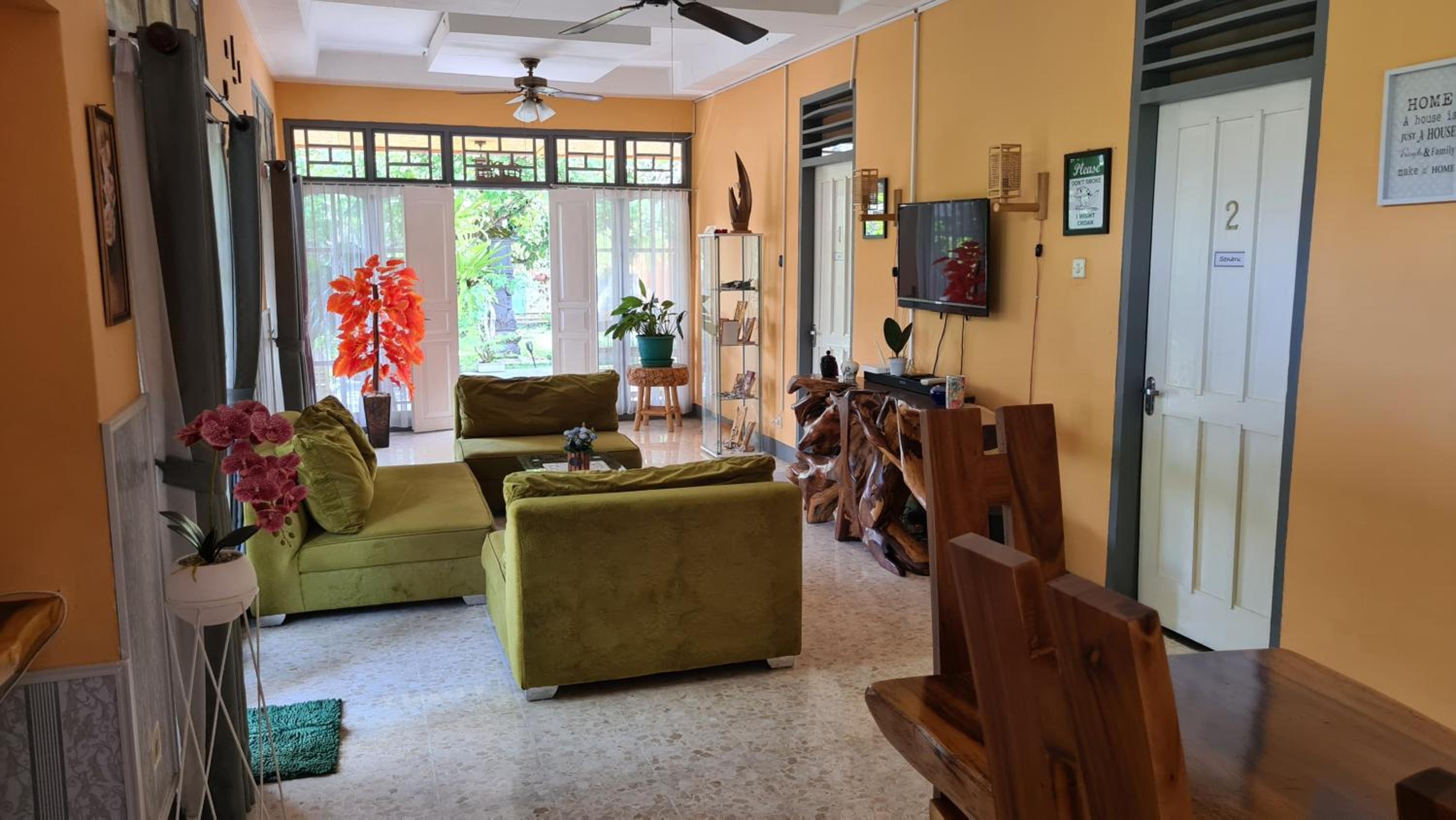 Dewi Sri Guesthouse view 5