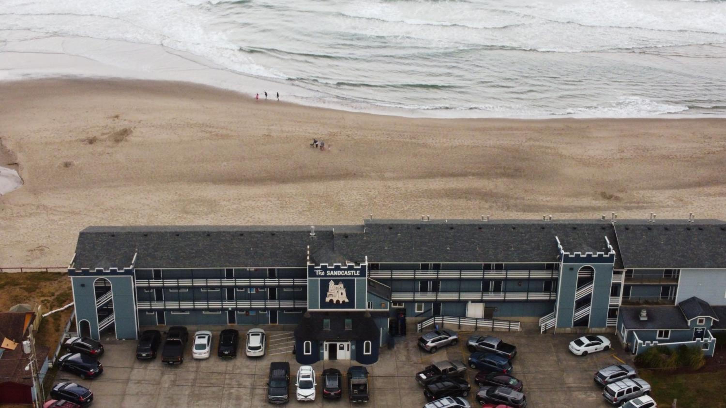 The Sandcastle Beachfront Hotel