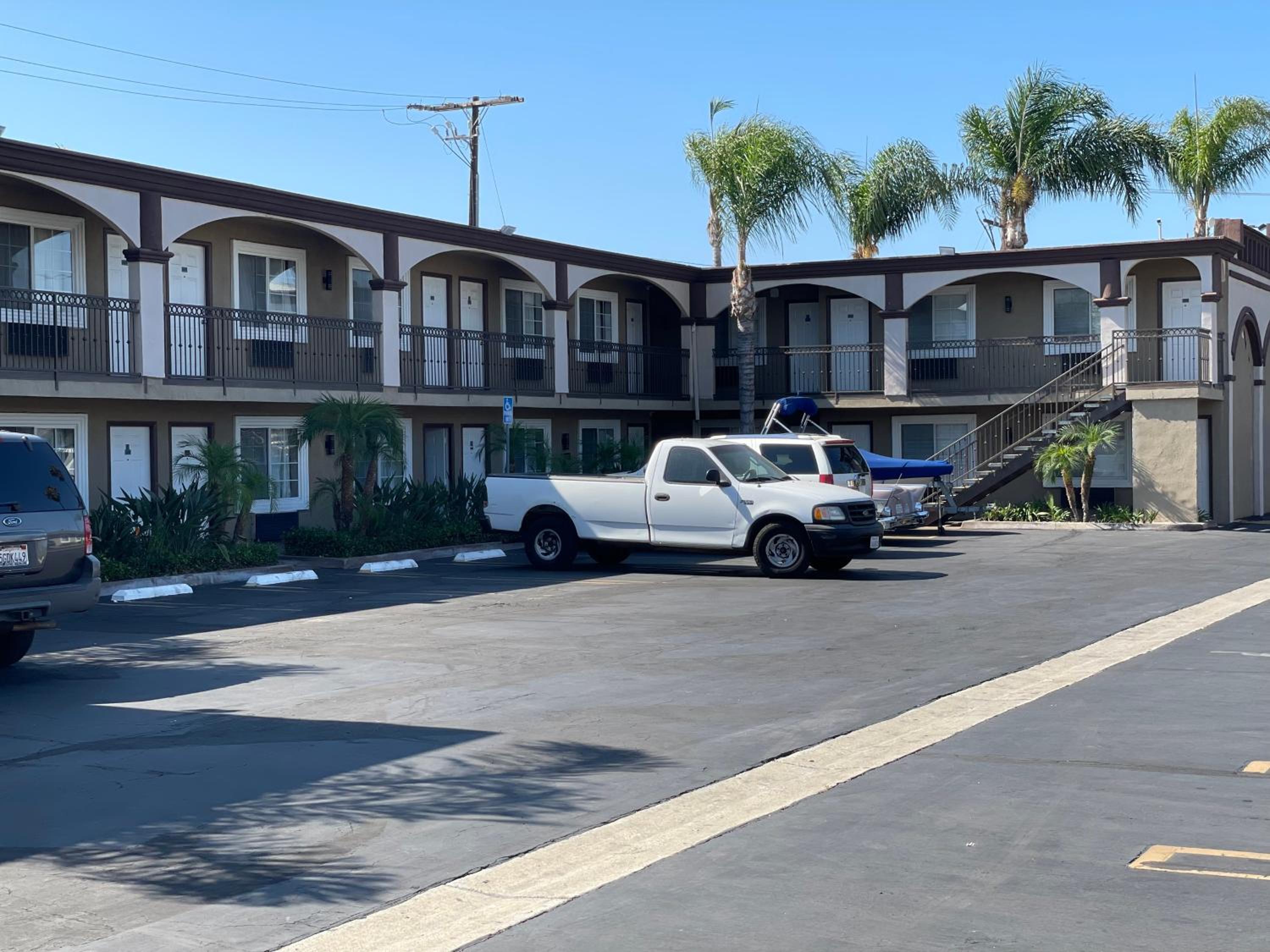 Legacy inn & suites view 3