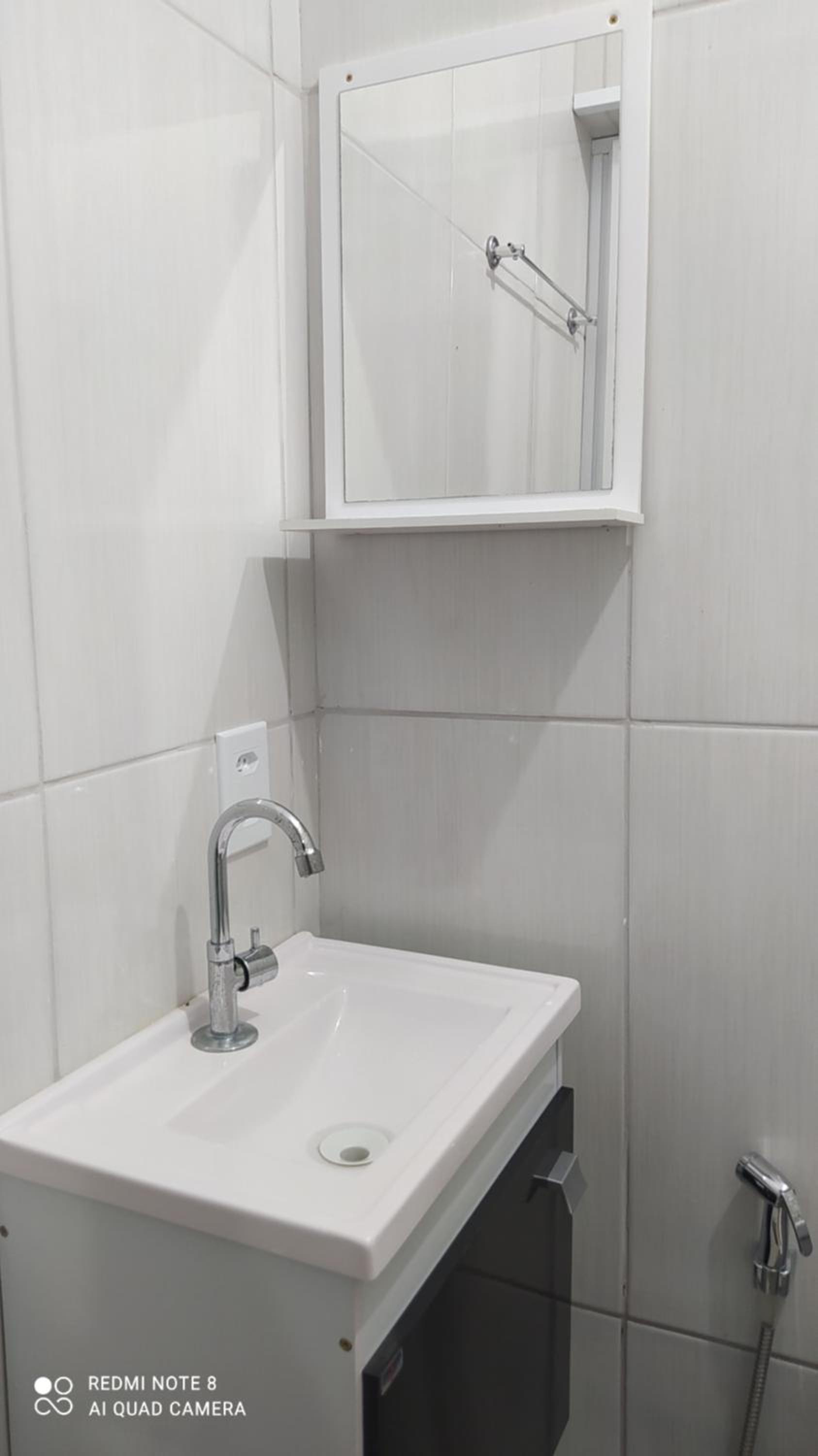 Pousada Quarto com tv,ar,frigobar,wifi e garagem