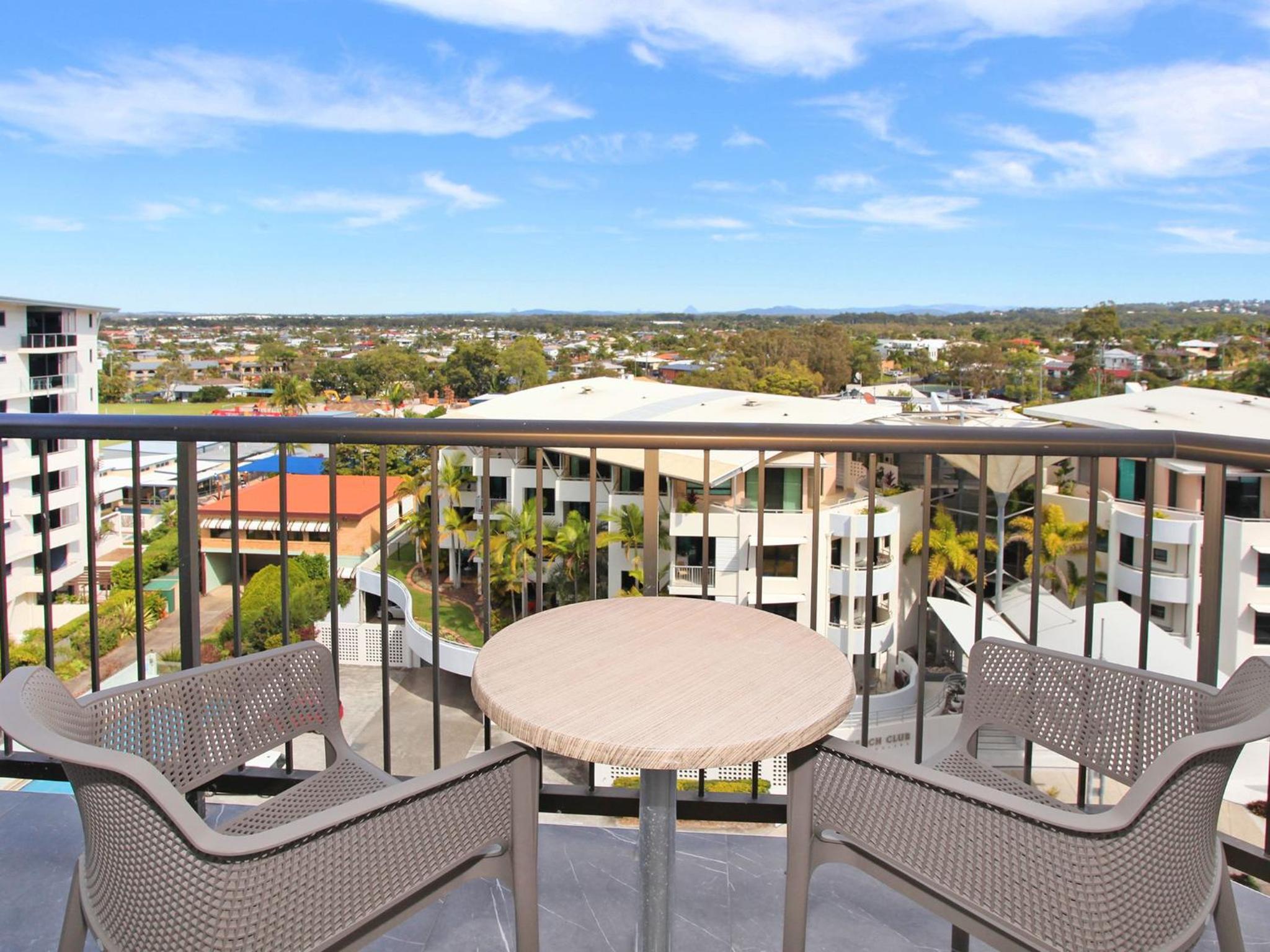 Beach front, Central, Luxurious 2 bed apartment