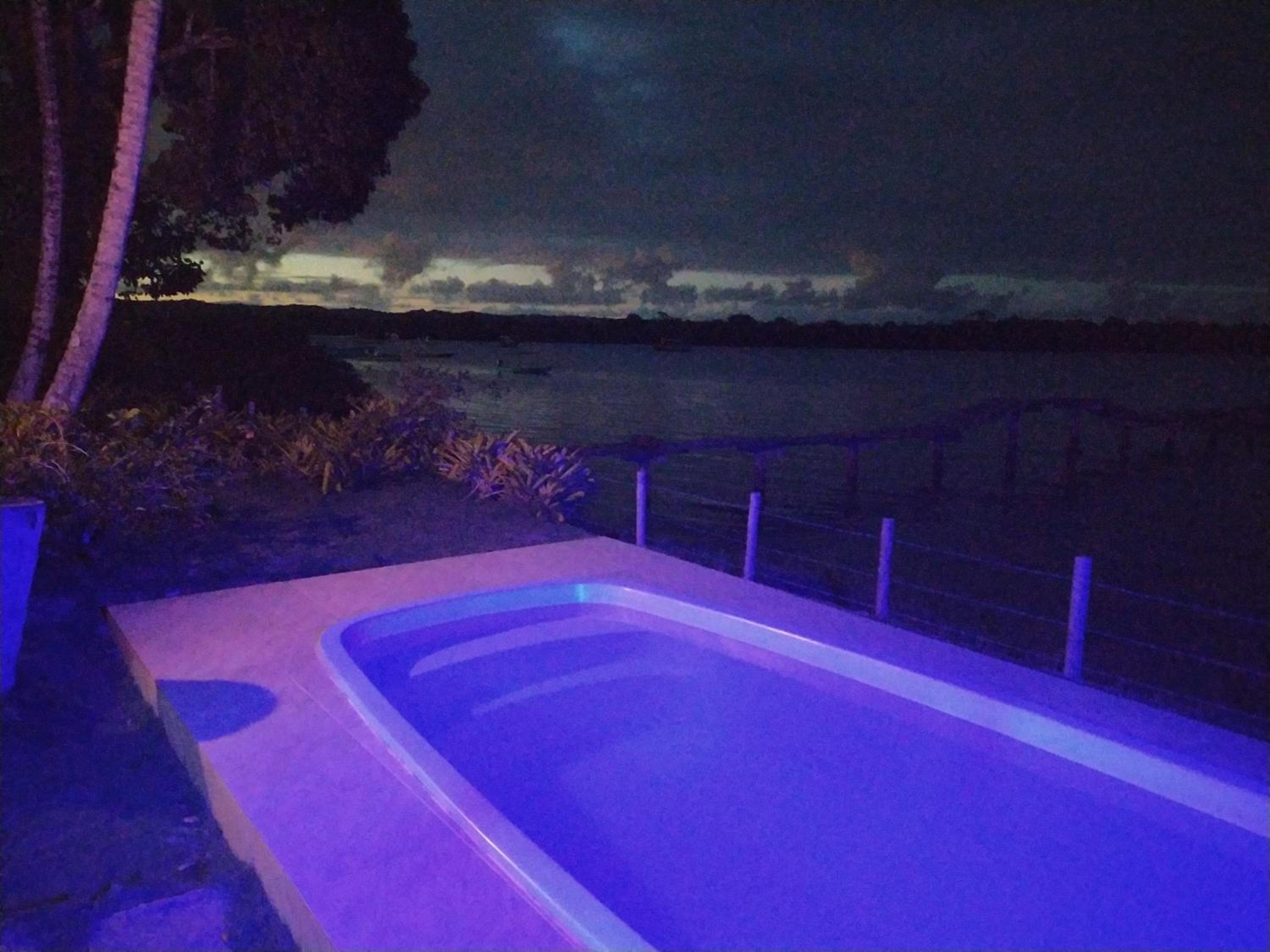Casa Alegria, Piscina, 10 Hóspedes, 3 Suítes e Churrasqueira