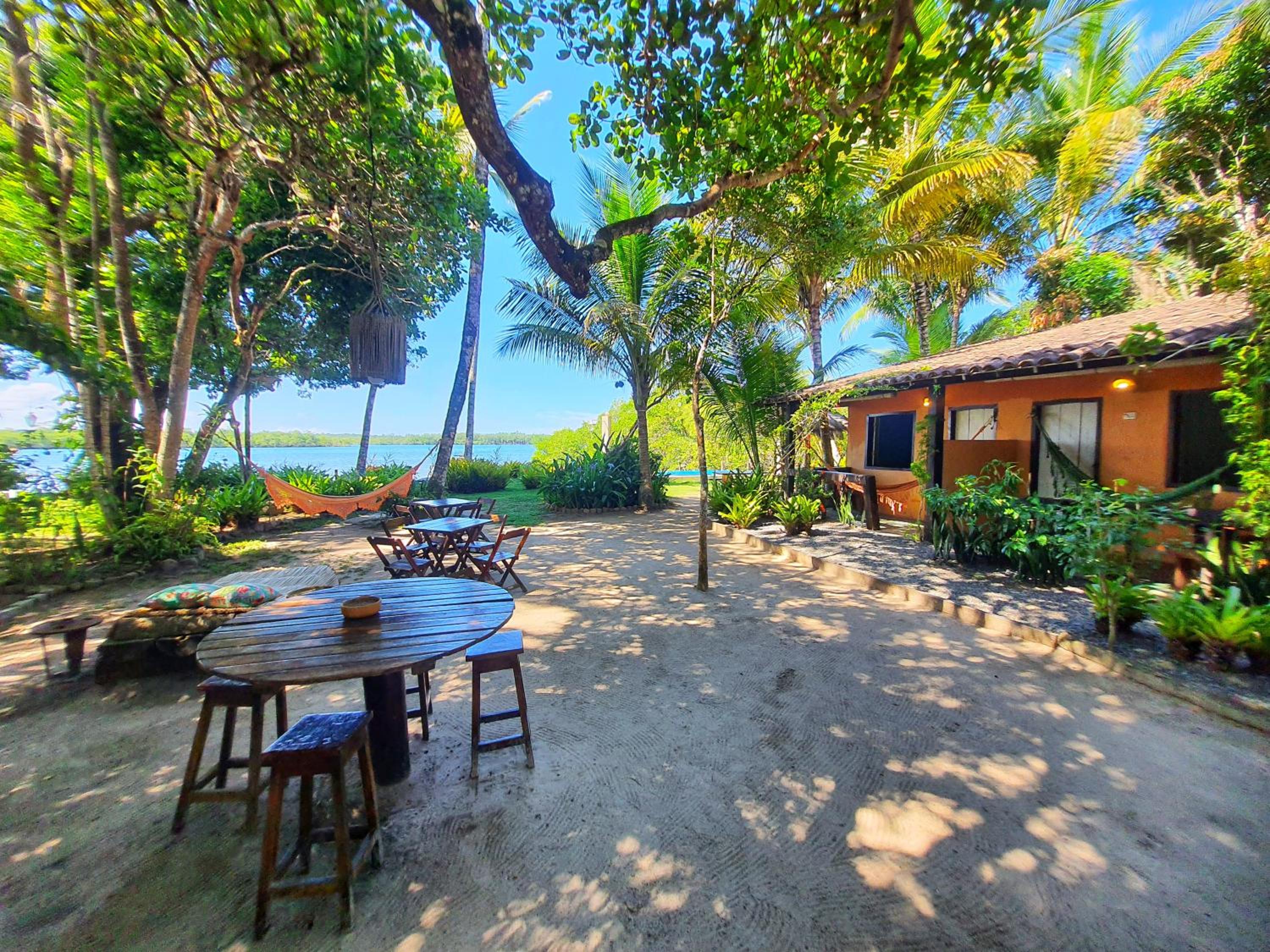 Casa Alegria, Piscina, 10 Hóspedes, 3 Suítes e Churrasqueira