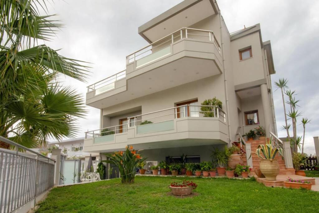 Mare Monte Luxury Apartment photo 2