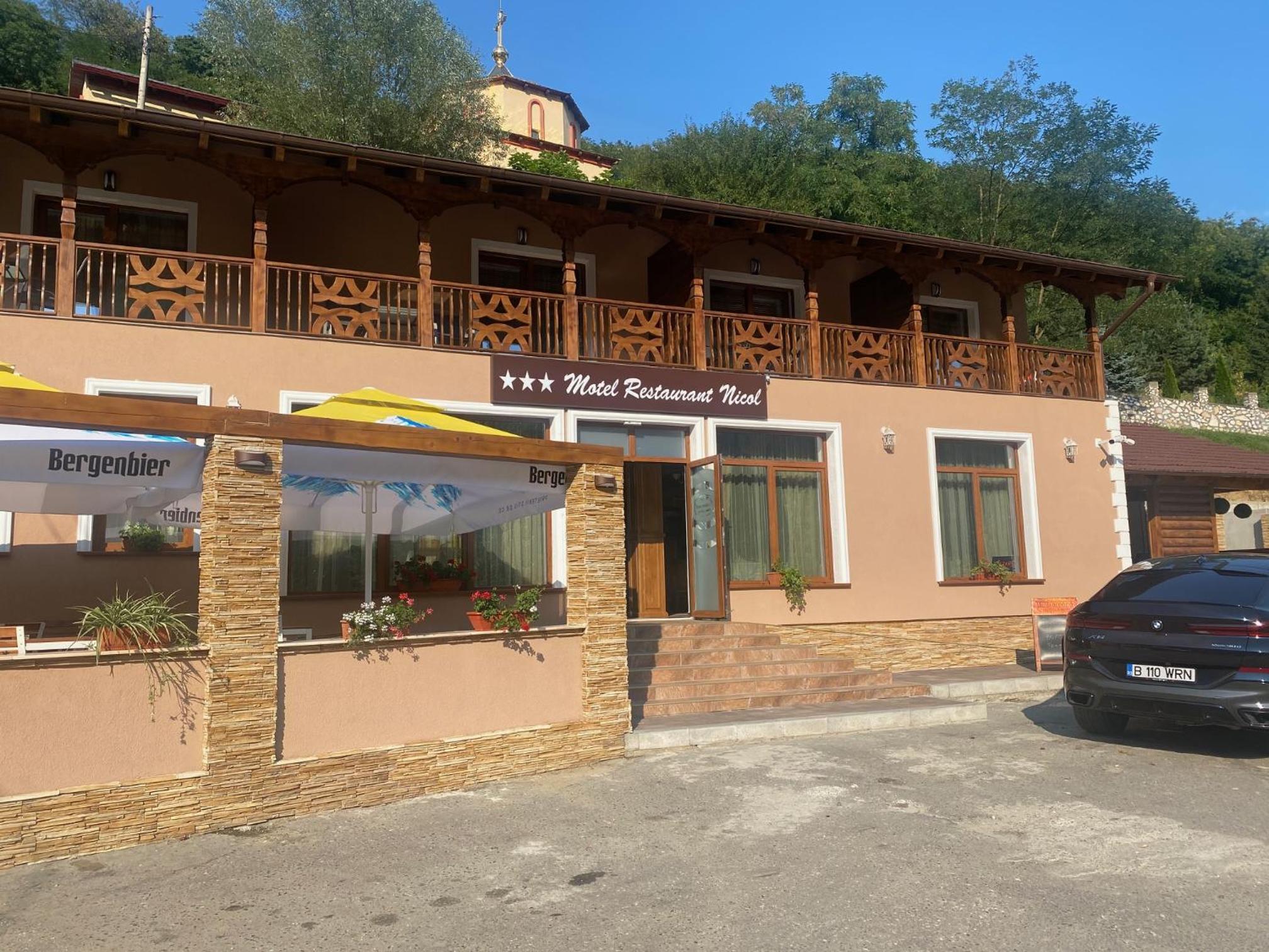 MOTEL Restaurant NICOL ARMENIS view 2