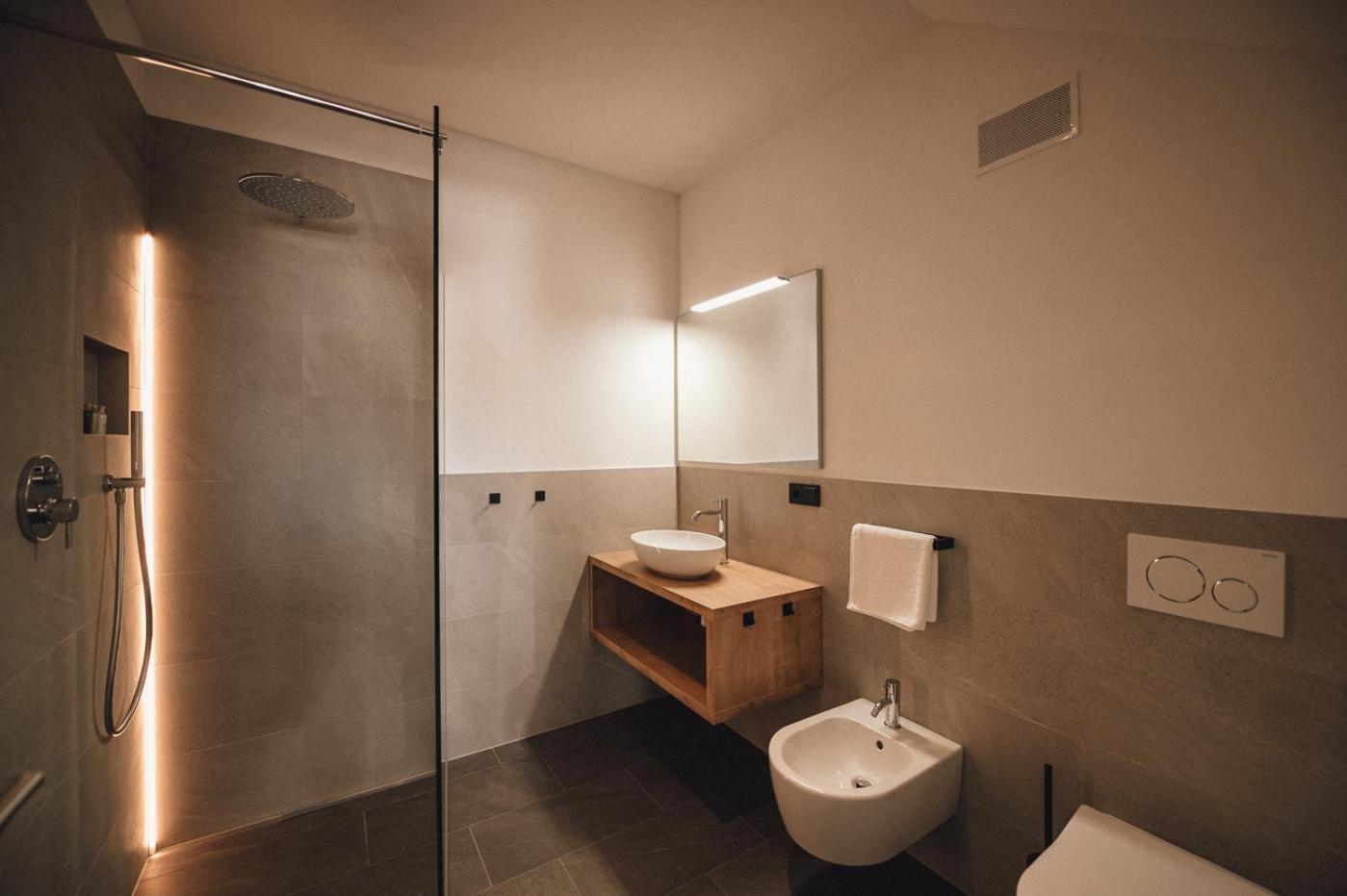 Pitzner - Winery & Suites 3