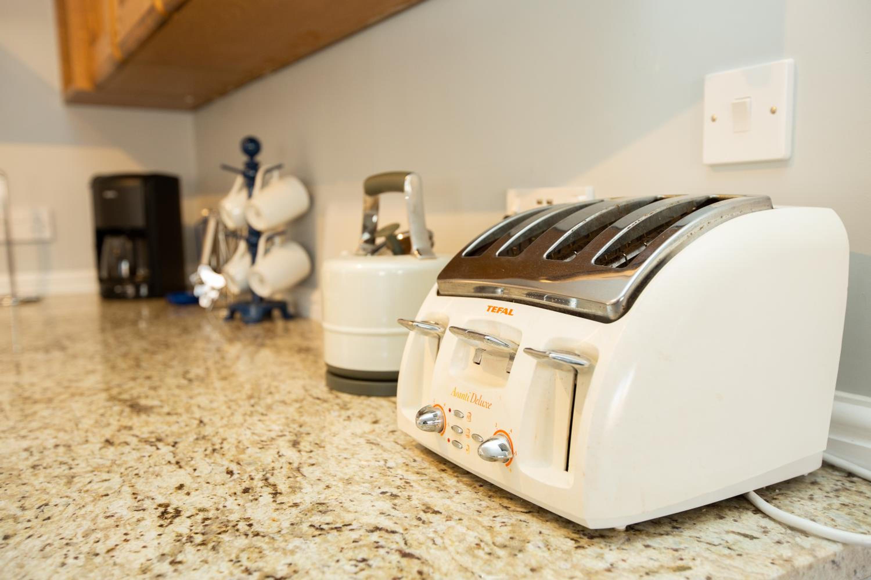 Pidley Bottom Cottages - Luxury SC rooms - Fully furnished and equipped - KITCHEN - towels and linen included